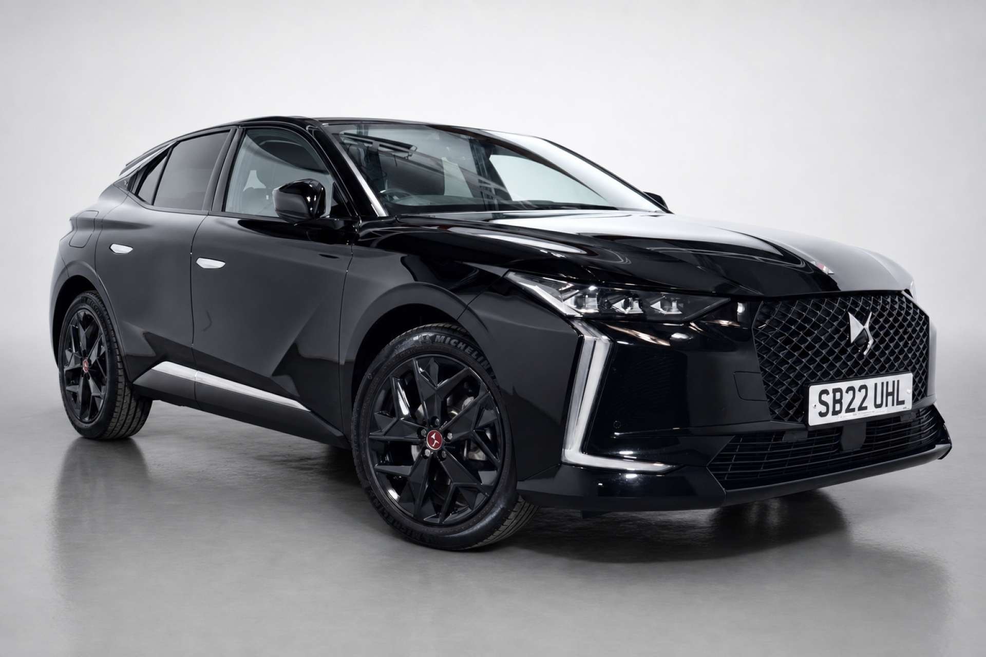 2022 DS 4 1.6 DS4 Performance Line + PureTech SS A 5dr for sale at LMC Cars