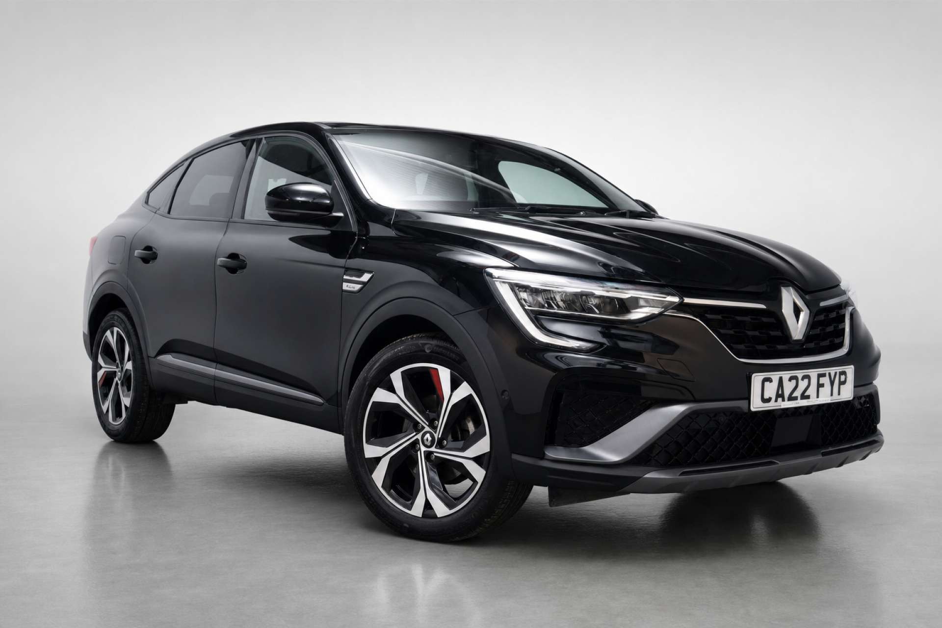 2022 Renault Arkana 1.6 Arkana RS Line E-Tech HEV Auto 5dr for sale at LMC Cars