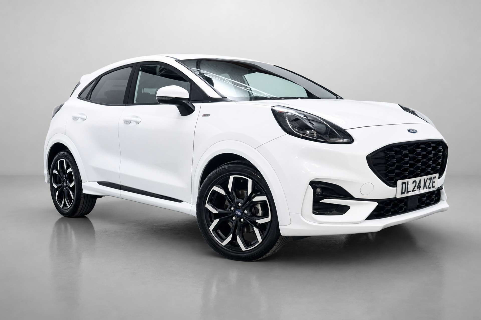 2024 Ford Puma 1.0T EcoBoost MHEV ST-Line X SUV 5dr Petrol Hybrid DCT Euro 6 (s/s) (125 ps) for sale at LMC Cars