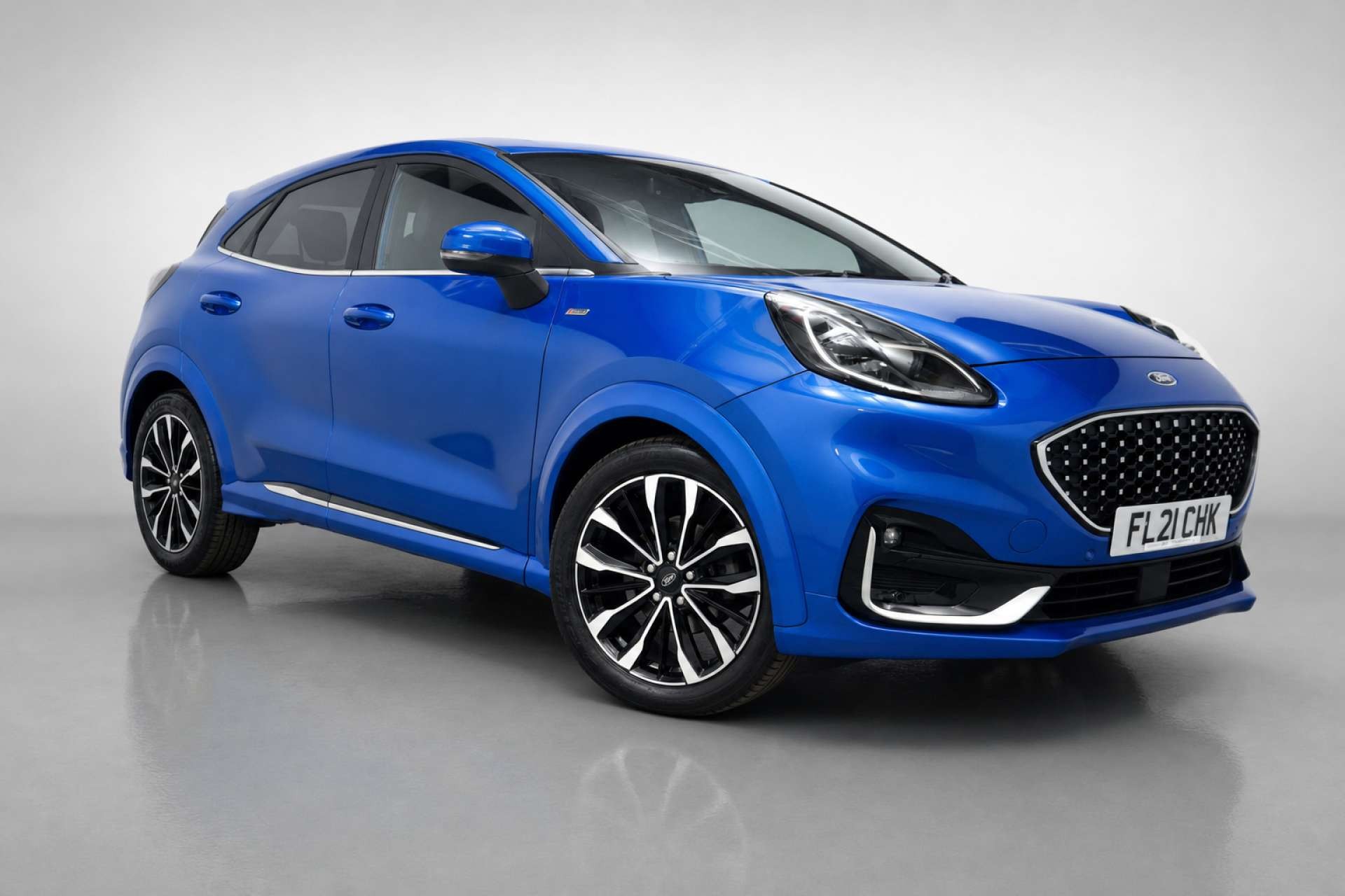 2021 Ford Puma 1.0 Puma ST-Line Vignale Auto 5dr for sale at LMC Cars