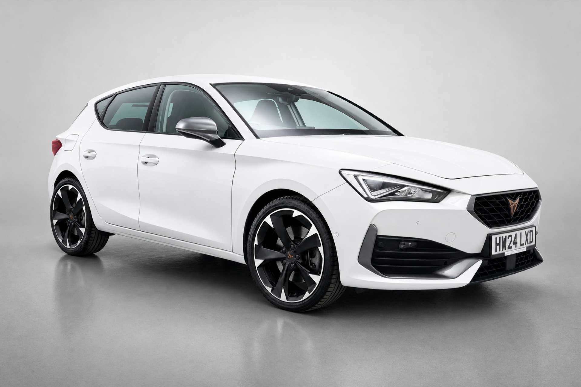 2024 Cupra Leon 1.5 eTSI EVO V1 Hatchback 5dr Petrol Hybrid DSG Euro 6 (s/s) (150 ps) for sale at LMC Cars