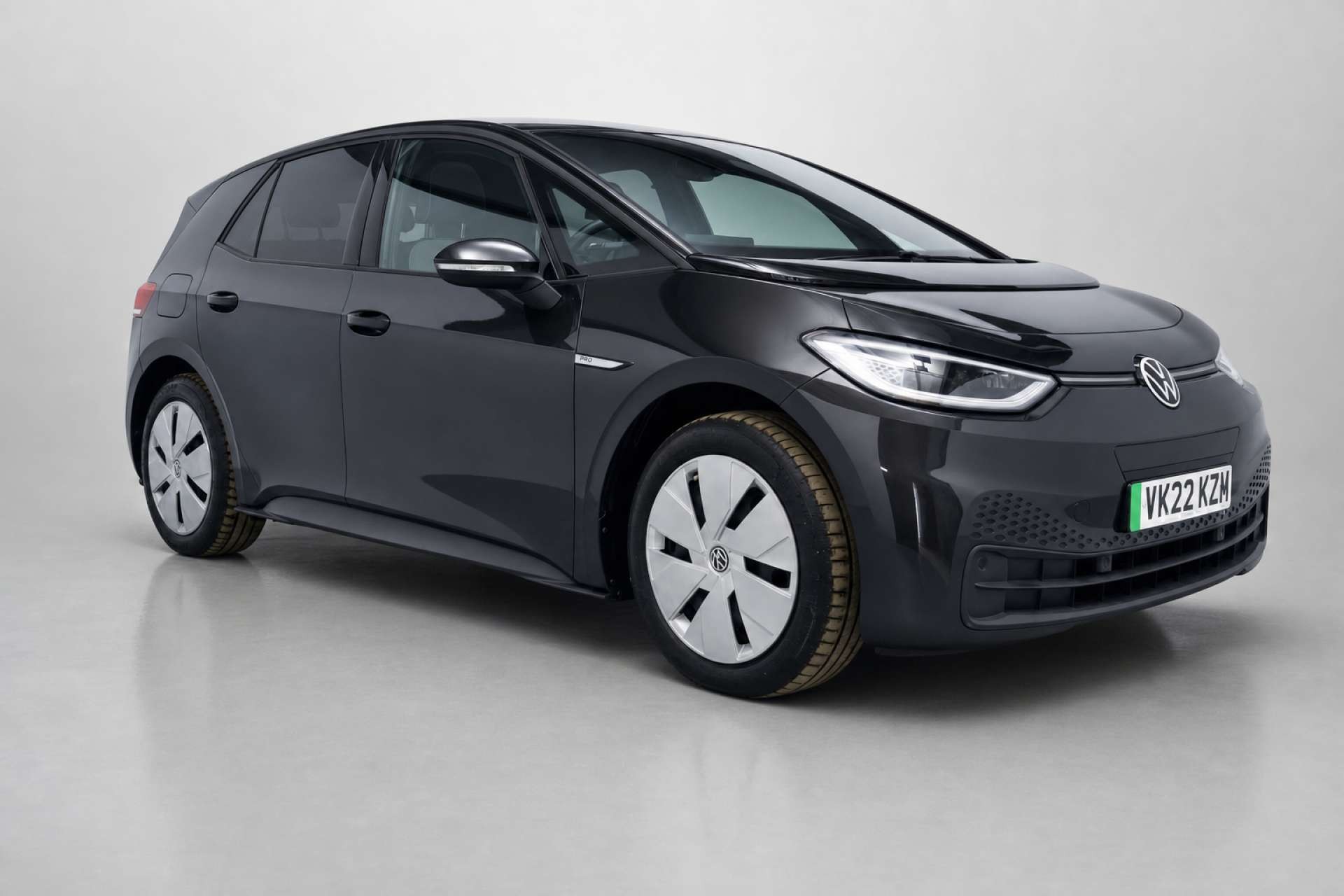 2022 Volkswagen ID.3 Pro Performance 58kWh Family Hatchback 5dr Electric Auto (204 ps) for sale at LMC Cars