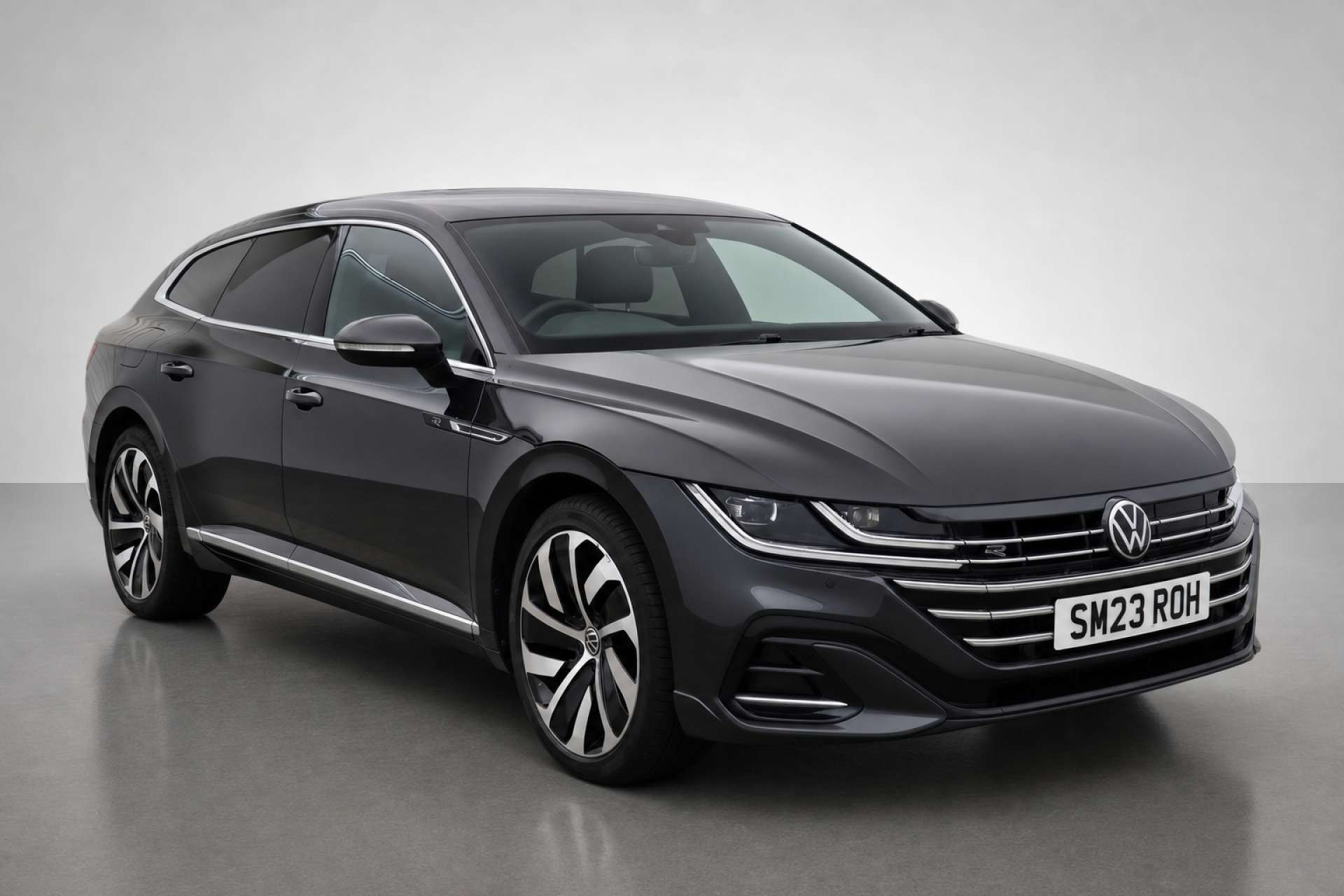 2023 Volkswagen Arteon 1.4 TSI 13kWh R-Line Shooting Brake 5dr Petrol Plug-in Hybrid DSG Euro 6 (s/s) (218 ps) for sale at LMC Cars