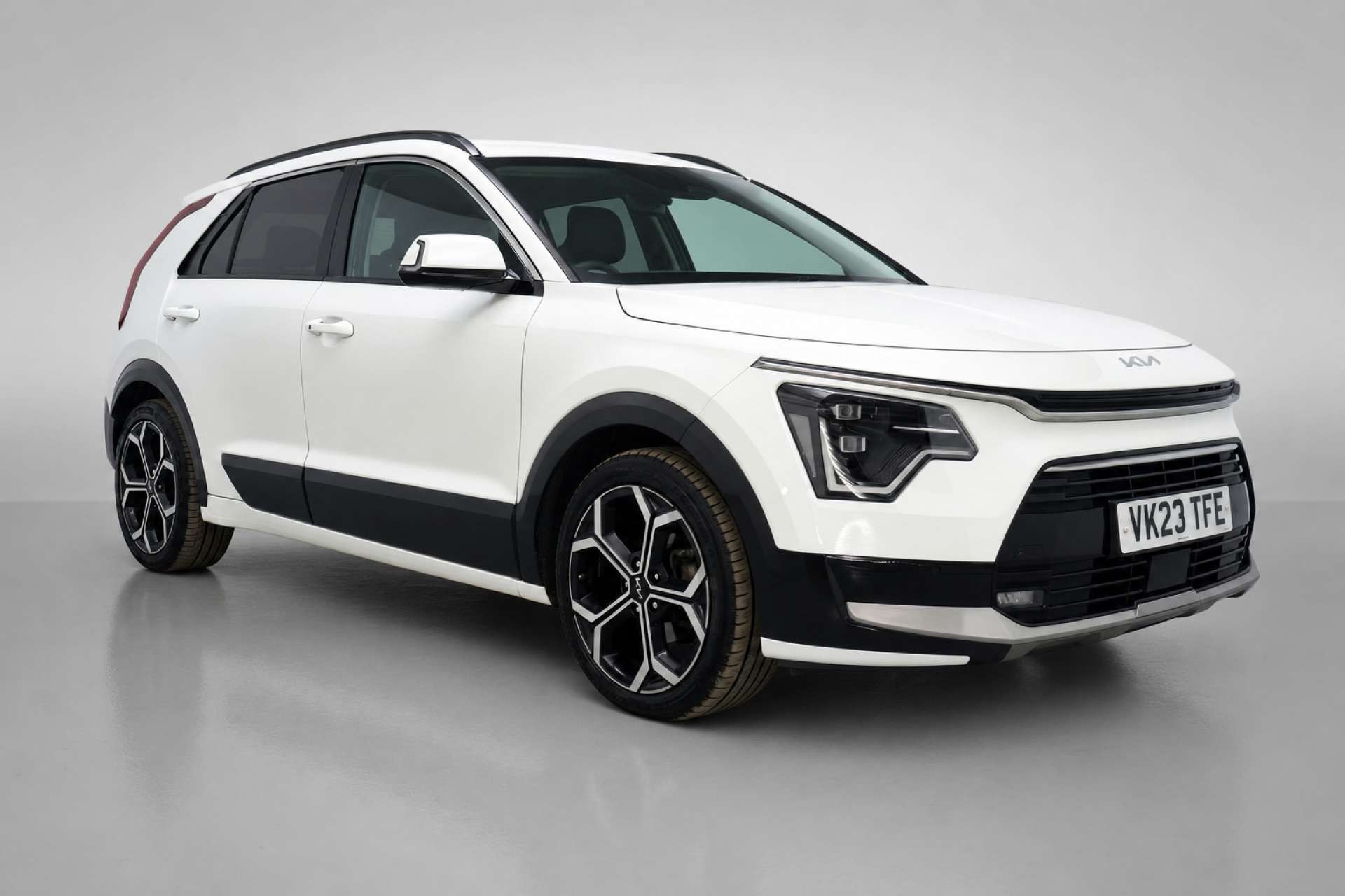 2023 Kia Niro 1.6 GDi 11.1kWh 3 SUV 5dr Petrol Plug-in Hybrid DCT Euro 6 (s/s) (180 bhp) for sale at LMC Cars