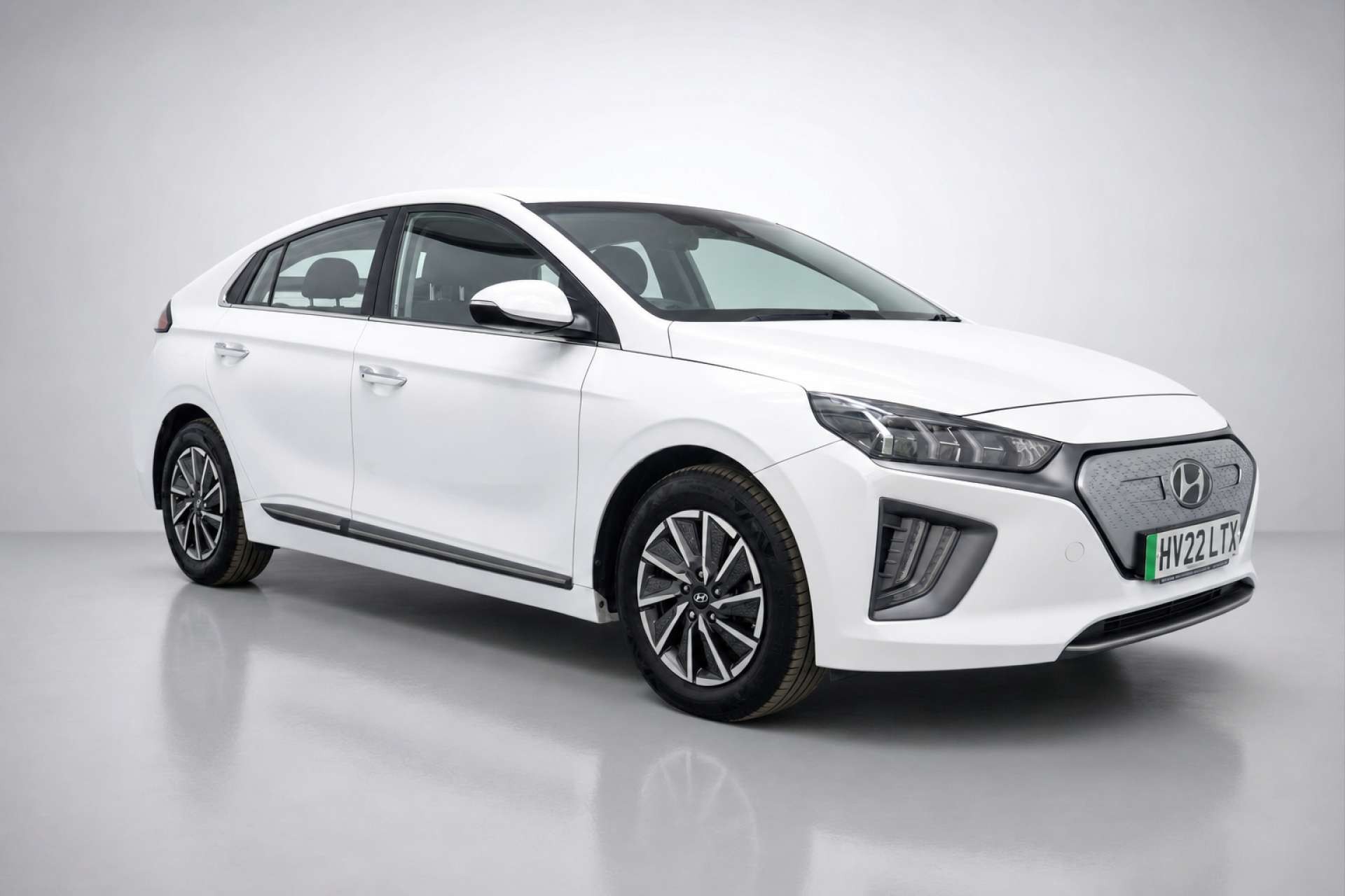2022 Hyundai Ioniq 38.3kWh Premium Hatchback 5dr Electric Auto (136 ps) for sale at LMC Cars