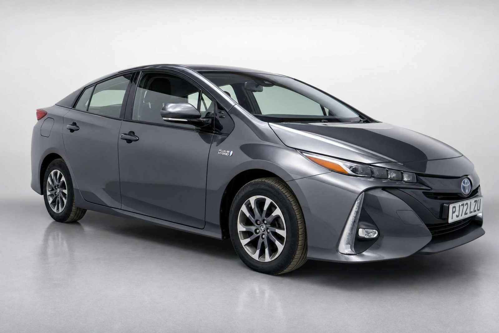 2023 Toyota Prius 1.8 VVT 8.8kWh Business Edition Plus Hatchback 5dr Petrol Plug-in Hybrid CVT Euro 6 (s/s) (122 ps) for sale at LMC Cars