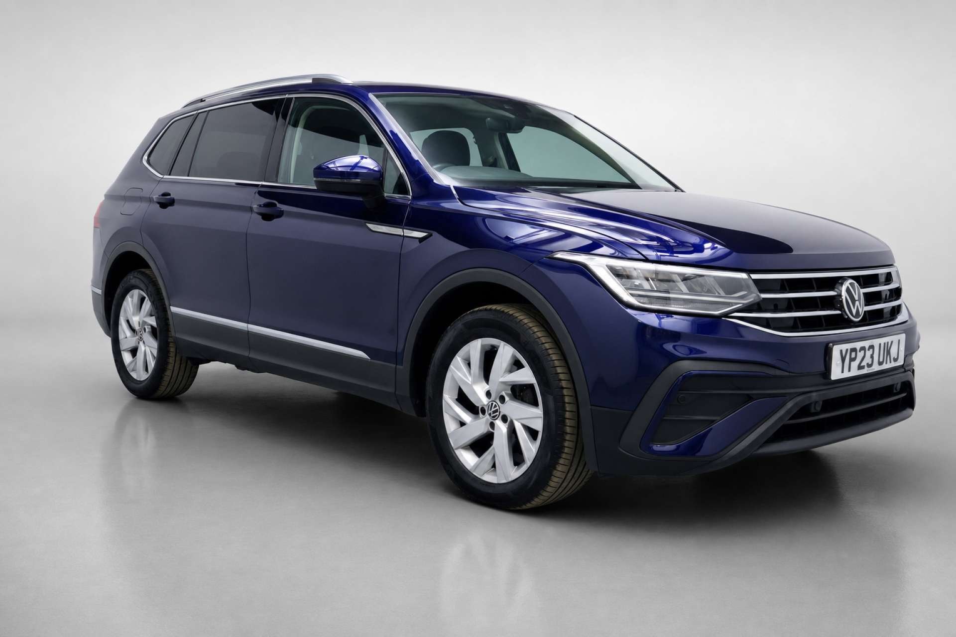 2023 Volkswagen Tiguan Allspace 1.5 TSI Life SUV 5dr Petrol DSG Euro 6 (s/s) (150 ps) for sale at LMC Cars