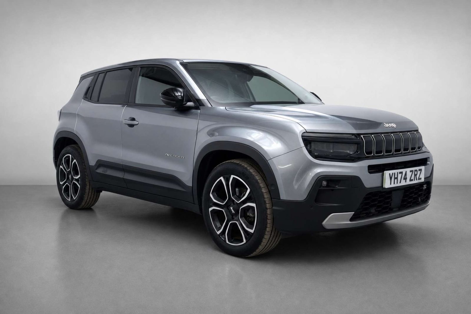 2024 Jeep Avenger 54kWh Summit SUV 5dr Electric Auto (156 ps) for sale at LMC Cars