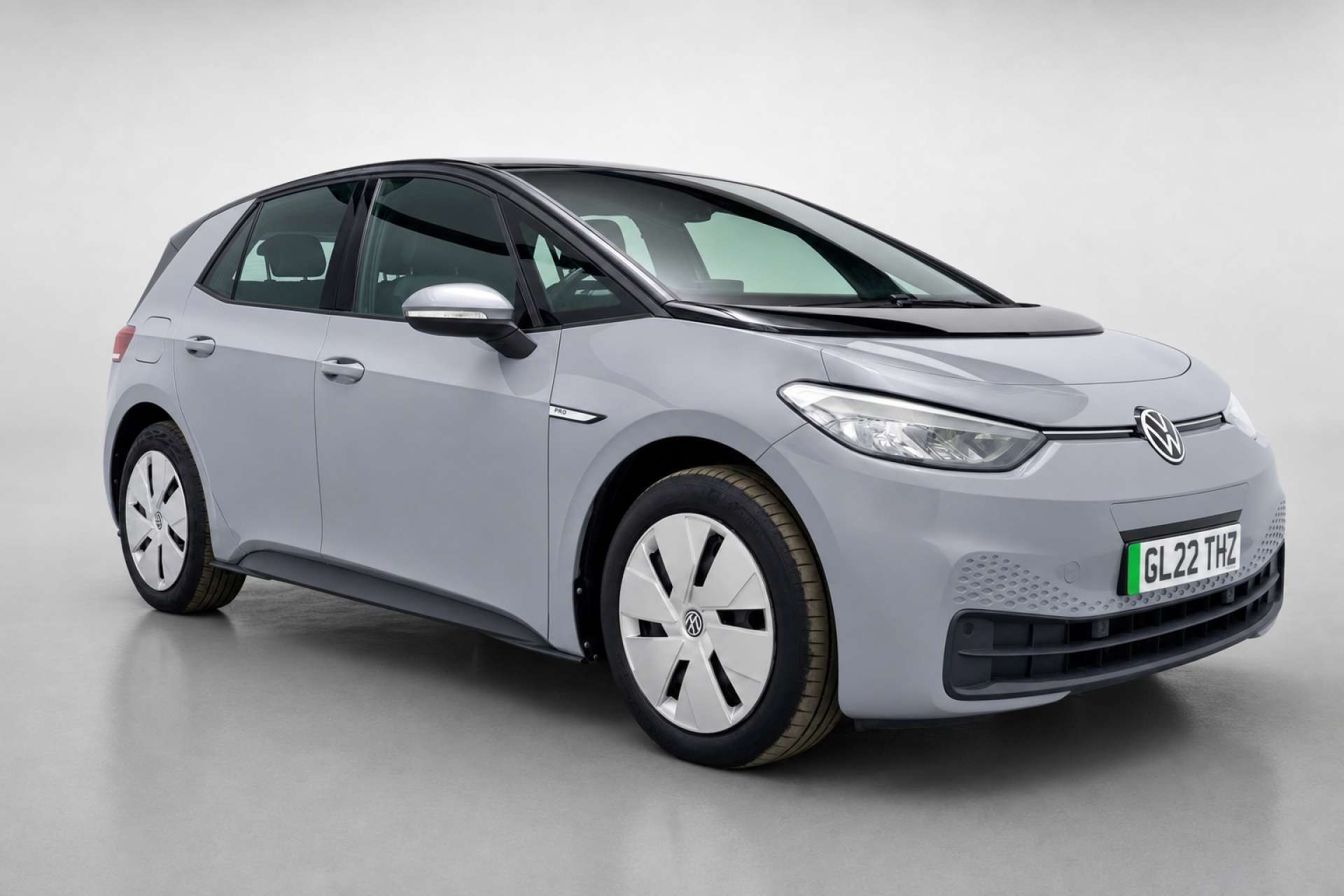 2022 Volkswagen ID.3 Pro Performance 58kWh Life Hatchback 5dr Electric Auto (204 ps) for sale at LMC Cars