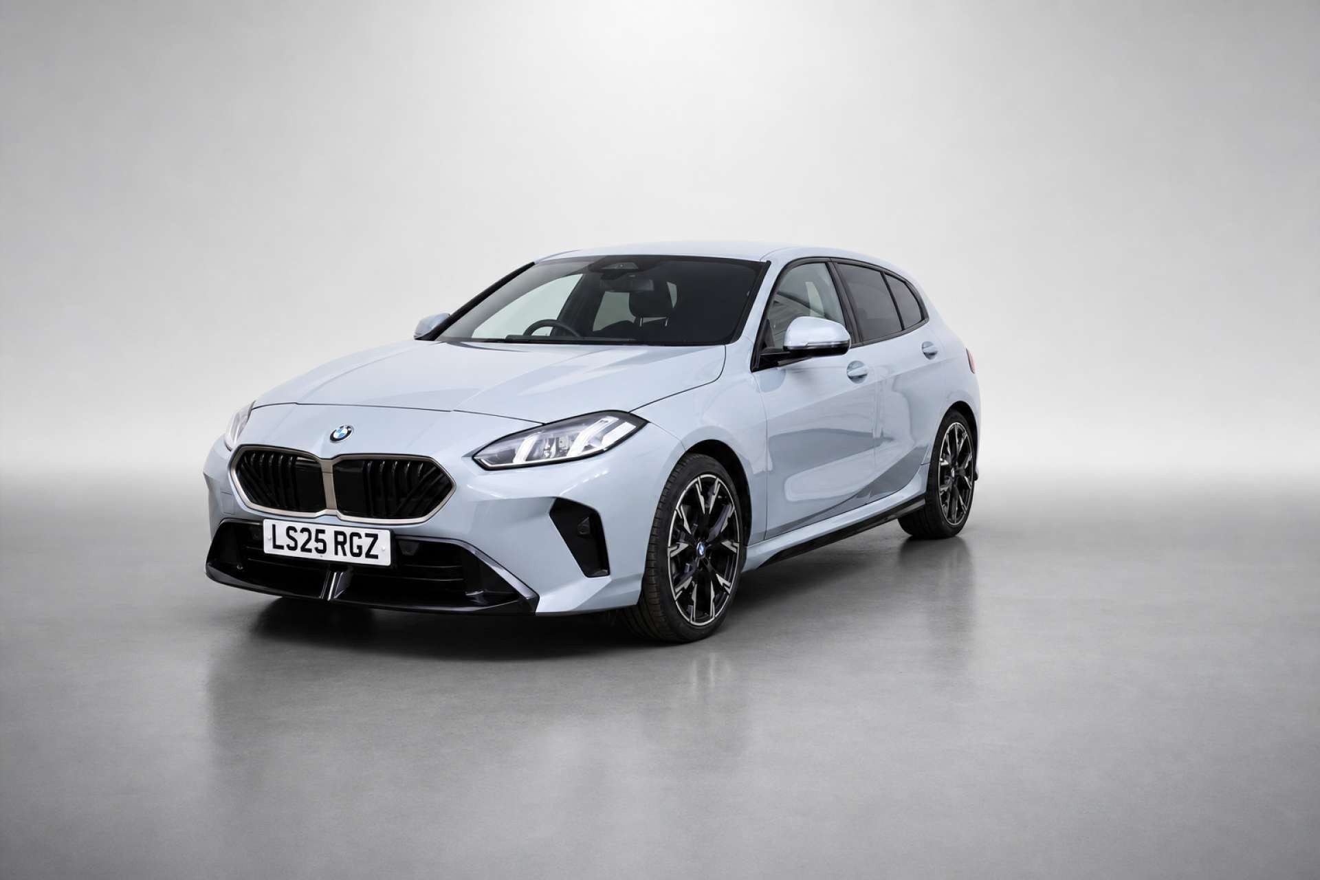 2025 BMW 1 Series 1.5 120i MHT M Sport Hatchback 5dr Petrol Hybrid DCT Euro 6 (s/s) (170 ps) for sale at LMC Cars