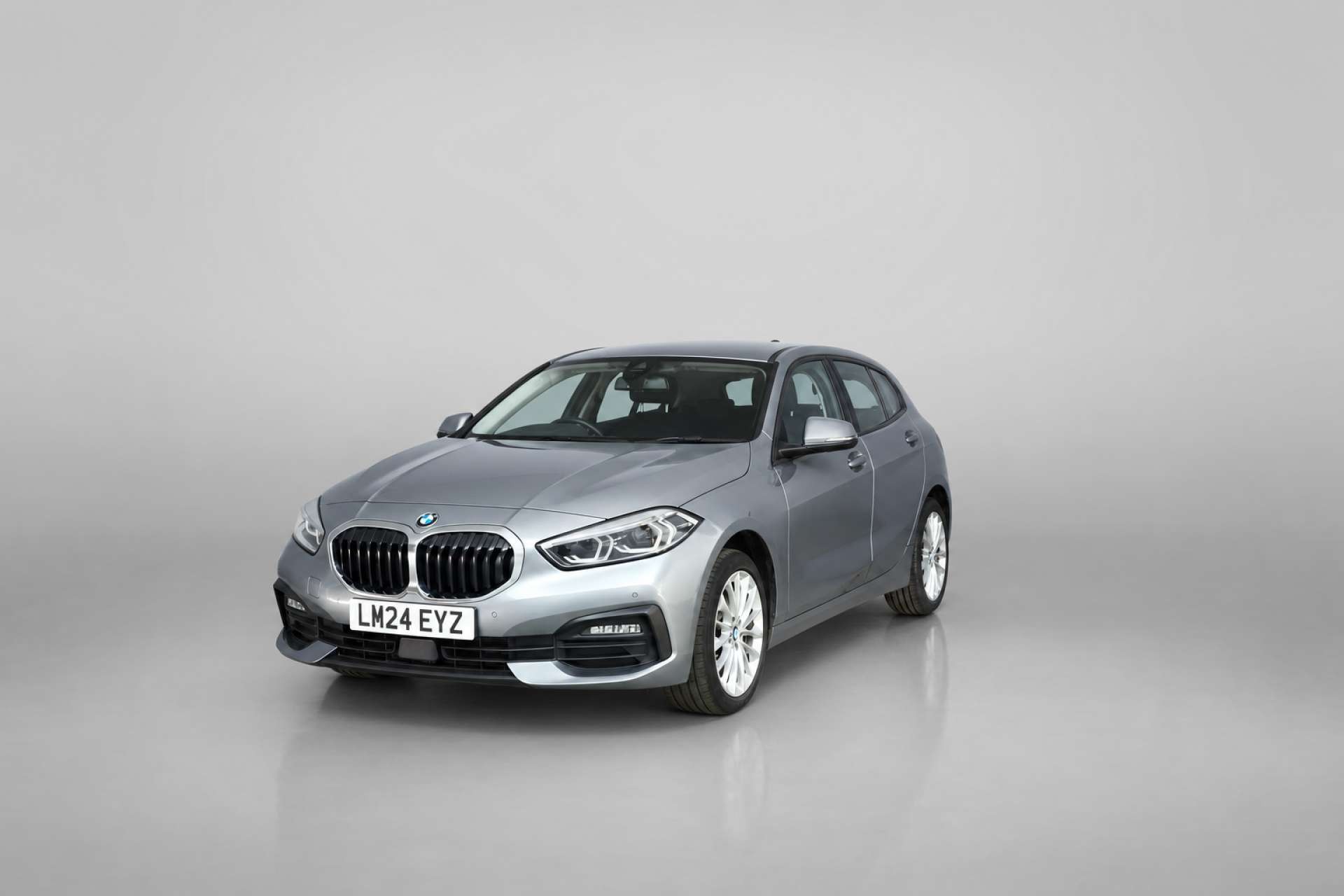 2024 BMW 1 Series 1.5 118i SE (LCP) Hatchback 5dr Petrol DCT Euro 6 (s/s) (136 ps) for sale at LMC Cars