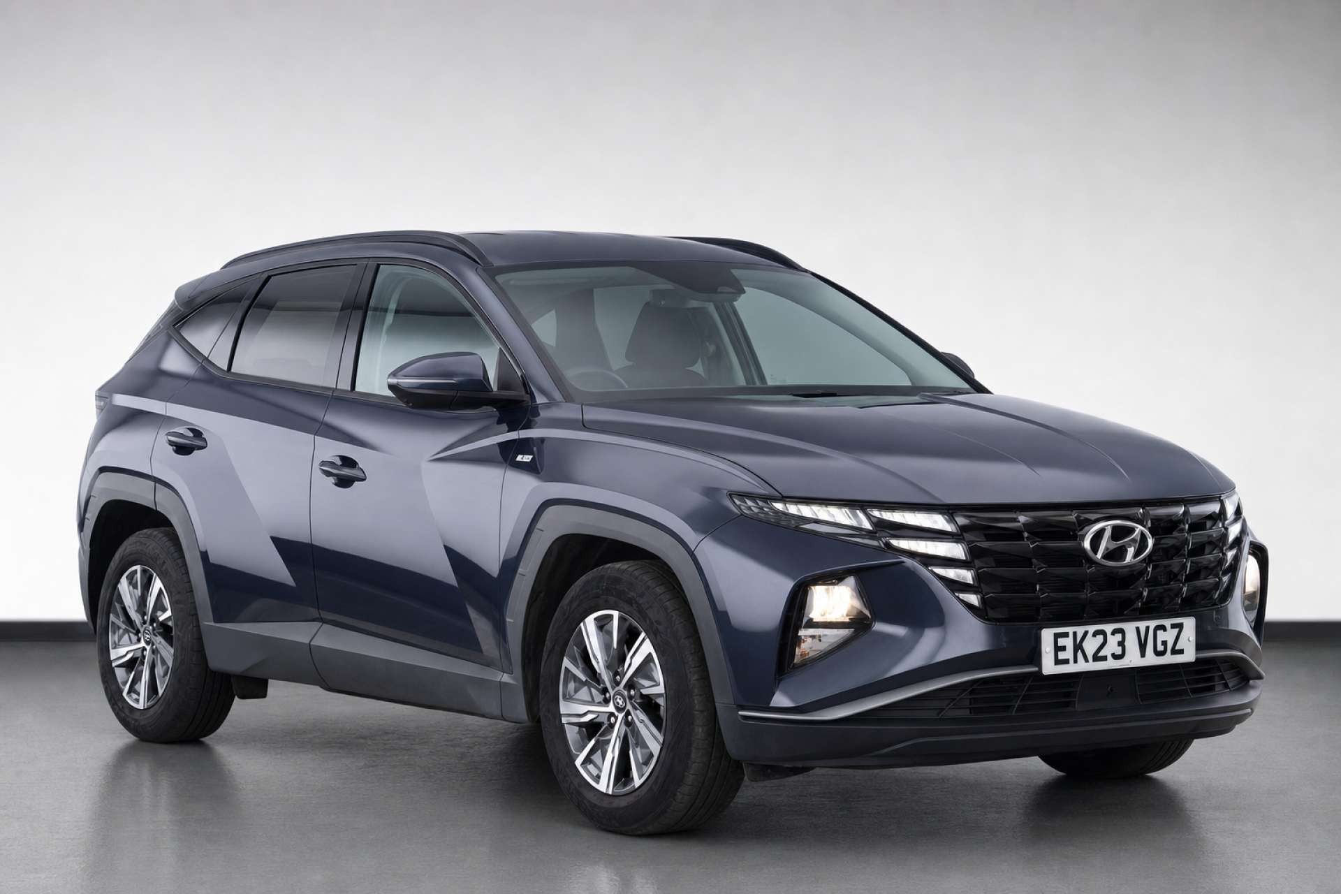 2023 Hyundai Tucson 1.6 T-GDi MHEV SE Connect SUV 5dr Petrol Hybrid DCT Euro 6 (s/s) (150 ps) for sale at LMC Cars