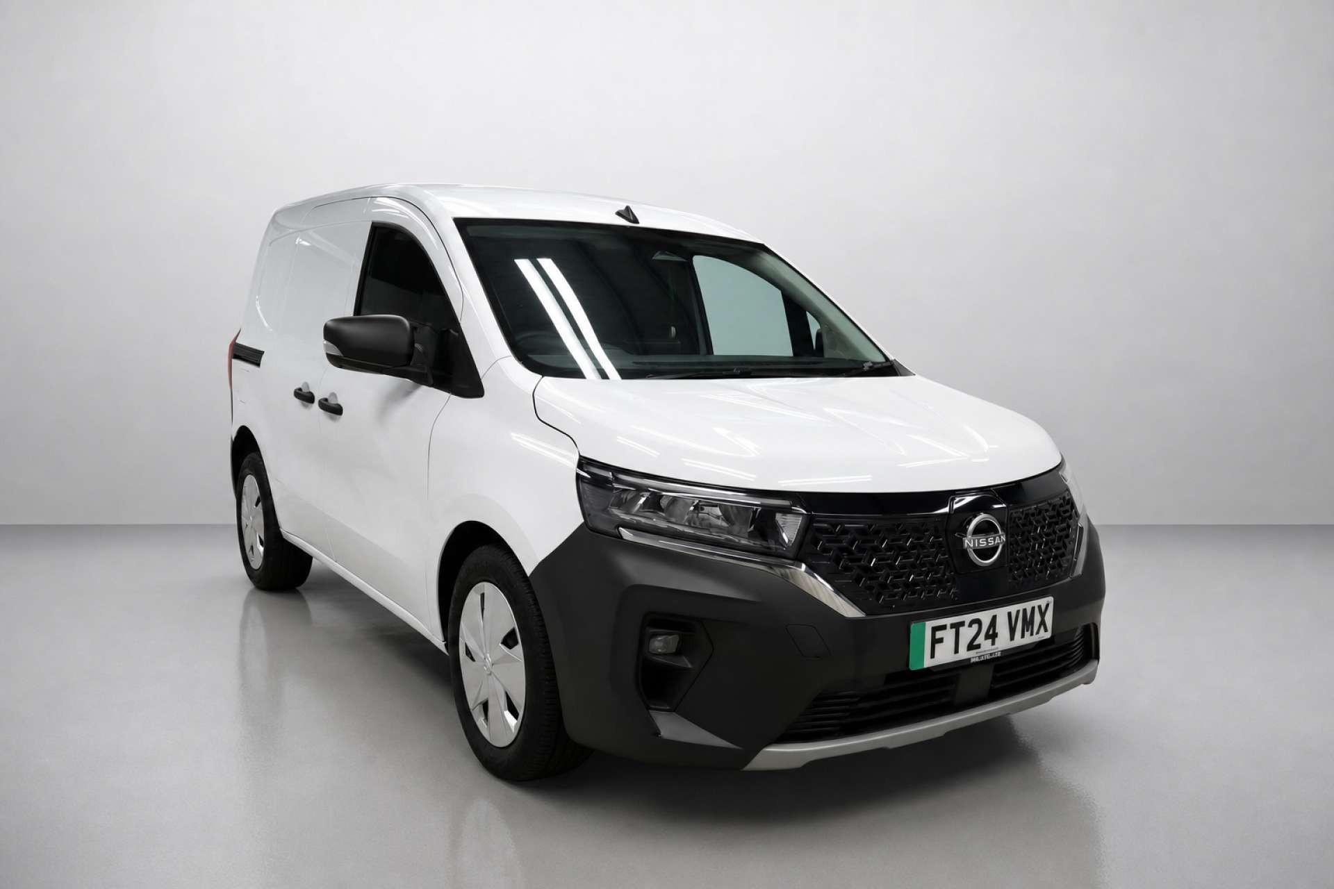 2024 Nissan Townstar 45kWh Acenta Panel Van 6dr Electric Auto L1 (122 ps) for sale at LMC Cars