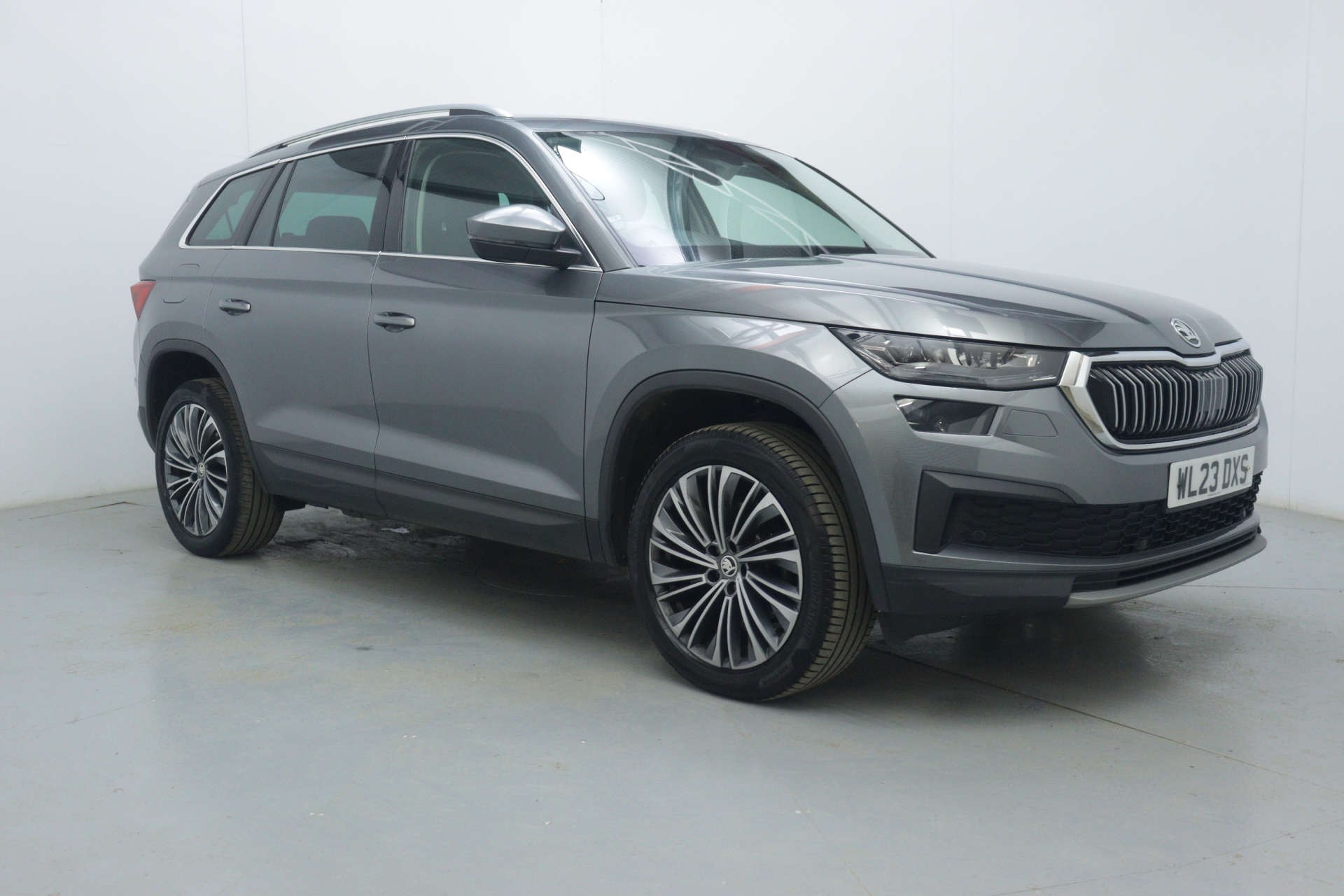 2023 Skoda Kodiaq 1.5 TSI ACT SE L Executive SUV 5dr Petrol DSG Euro 6 (s/s) (7 Seat) (150 ps) for sale at LMC Cars