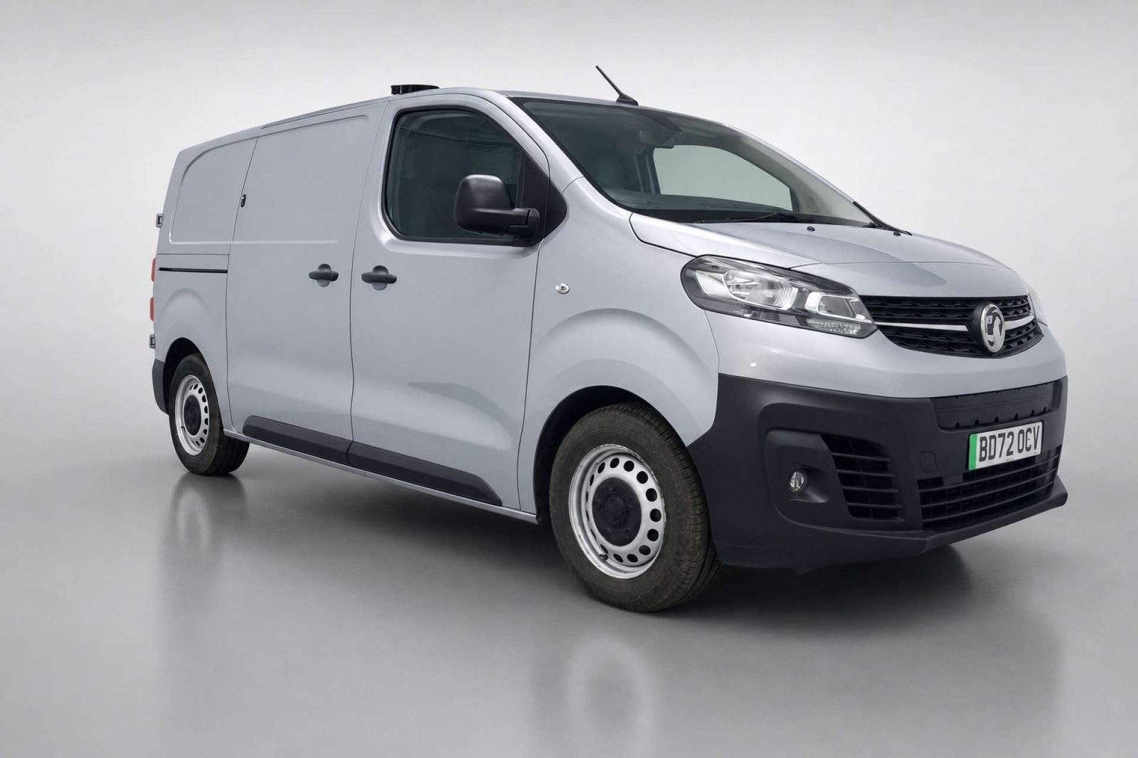 2022 Vauxhall Vivaro Electric 3100 75kWh Dynamic Panel Van 6dr Electric Auto L1 H1 (7.4kW Charger) (136 ps) for sale at LMC Cars