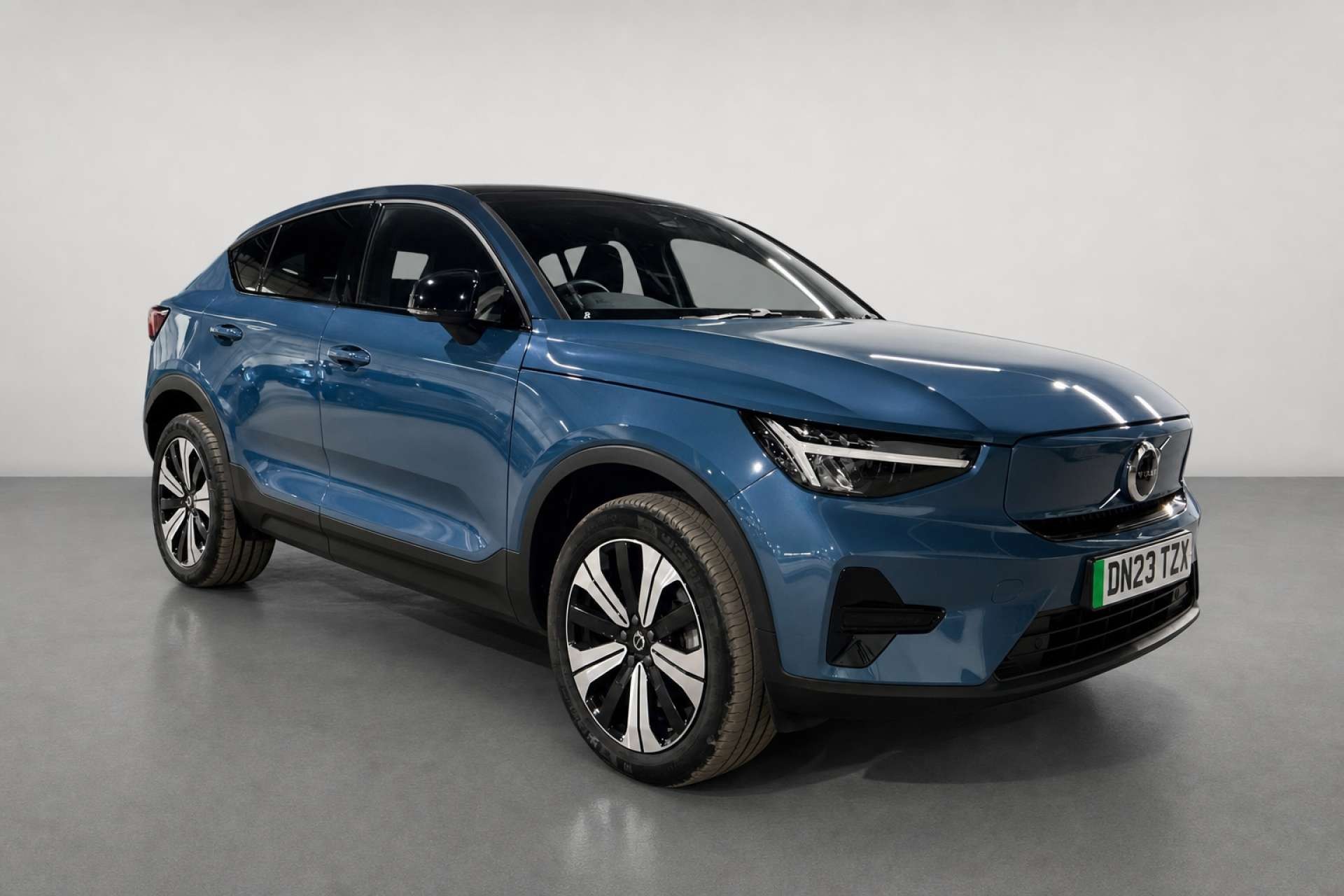 2023 Volvo C40 Recharge 69kWh Core SUV 5dr Electric Auto (231 ps) for sale at LMC Cars