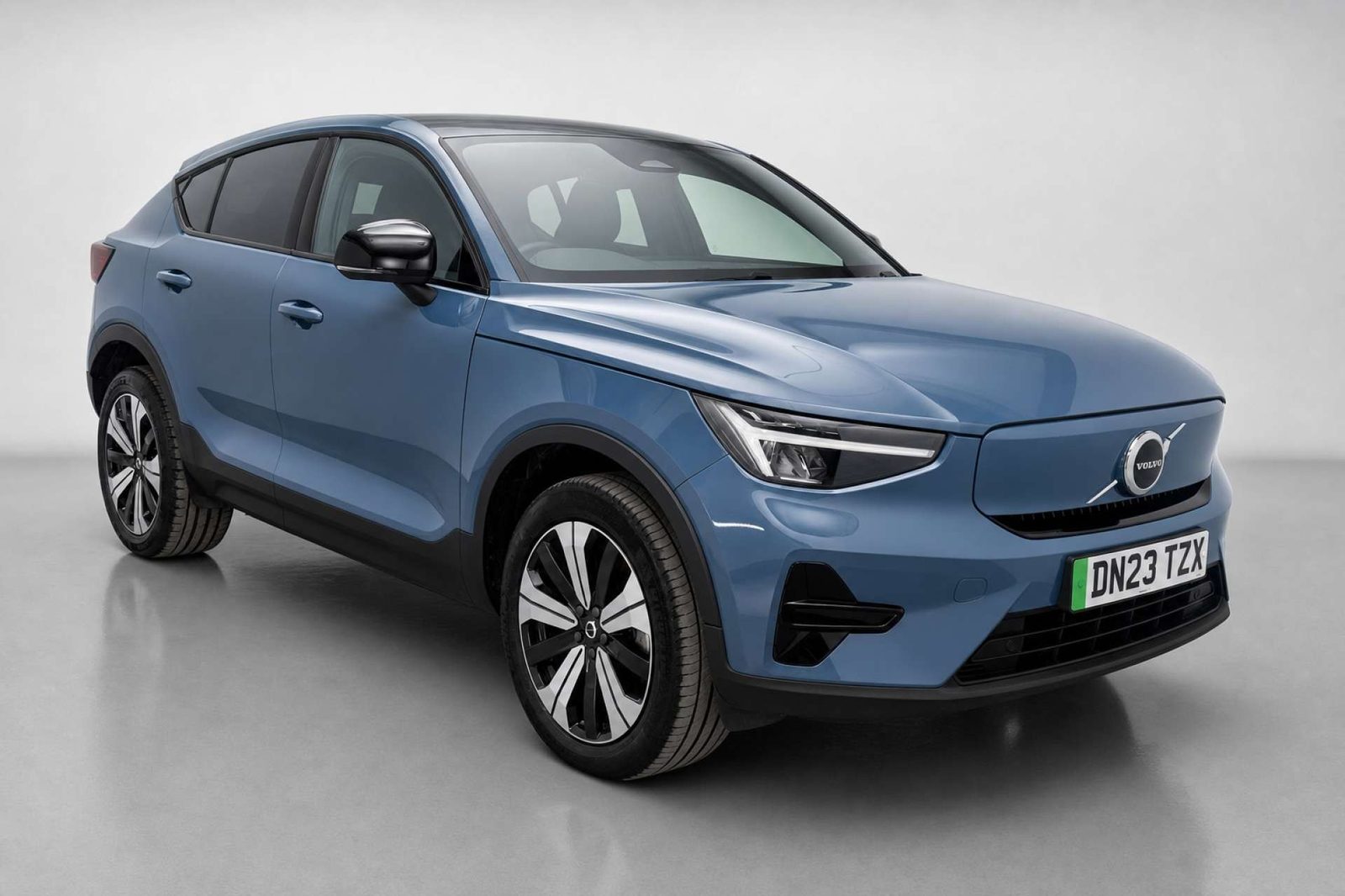 2023 Volvo C40 Recharge 69kWh Core SUV 5dr Electric Auto (231 ps) for sale at LMC Cars