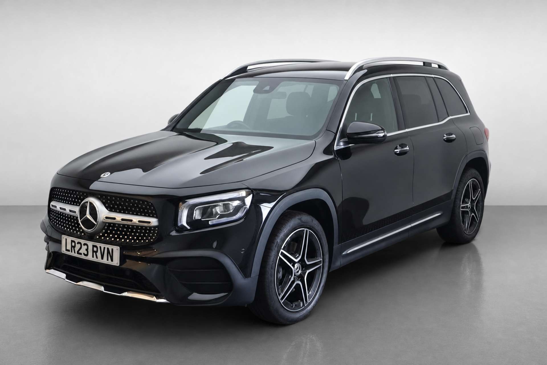 2023 Mercedes-Benz GLB 1.3 GLB200 AMG Line (Premium) SUV 5dr Petrol 7G-DCT Euro 6 (s/s) (163 ps) for sale at LMC Cars