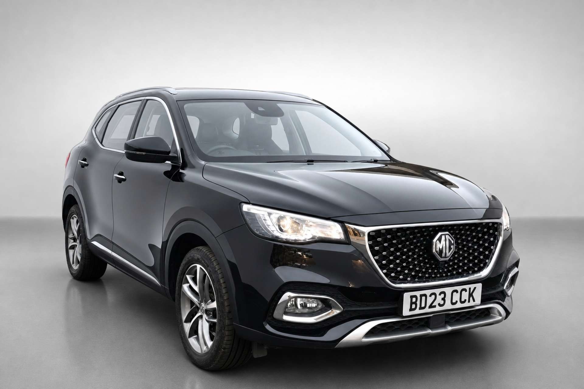 2023 MG MG HS 1.5 T-GDI Excite SUV 5dr Petrol DCT Euro 6 (s/s) (162 ps) for sale at LMC Cars