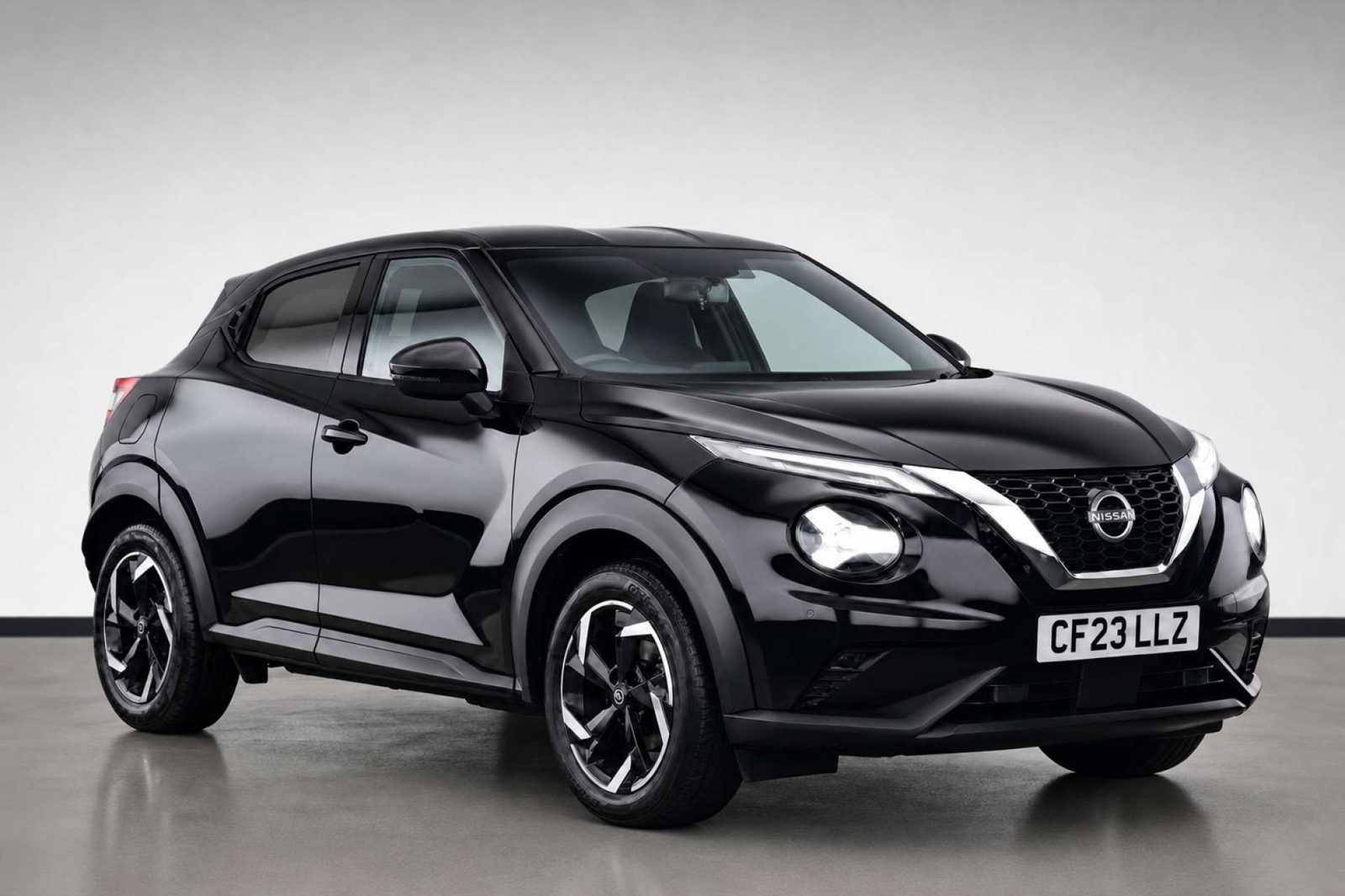 2023 Nissan Juke 1.0 DIG-T N-Connecta SUV 5dr Petrol DCT Auto Euro 6 (s/s) (114 ps) for sale at LMC Cars