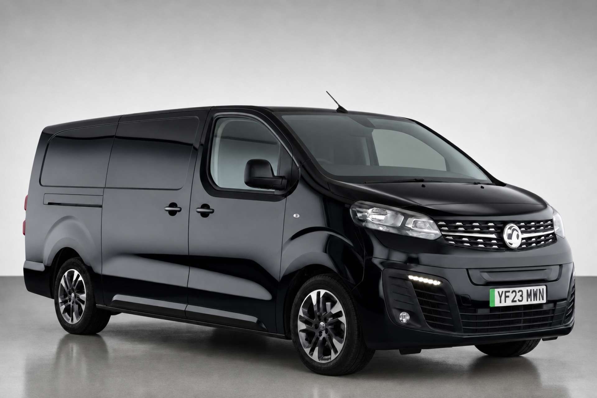 2023 Vauxhall Vivaro Life Electric 50kWh Ultimate MPV 5dr Electric Auto LWB (8 Seat, 11kW Charger) (136 ps) for sale at LMC Cars