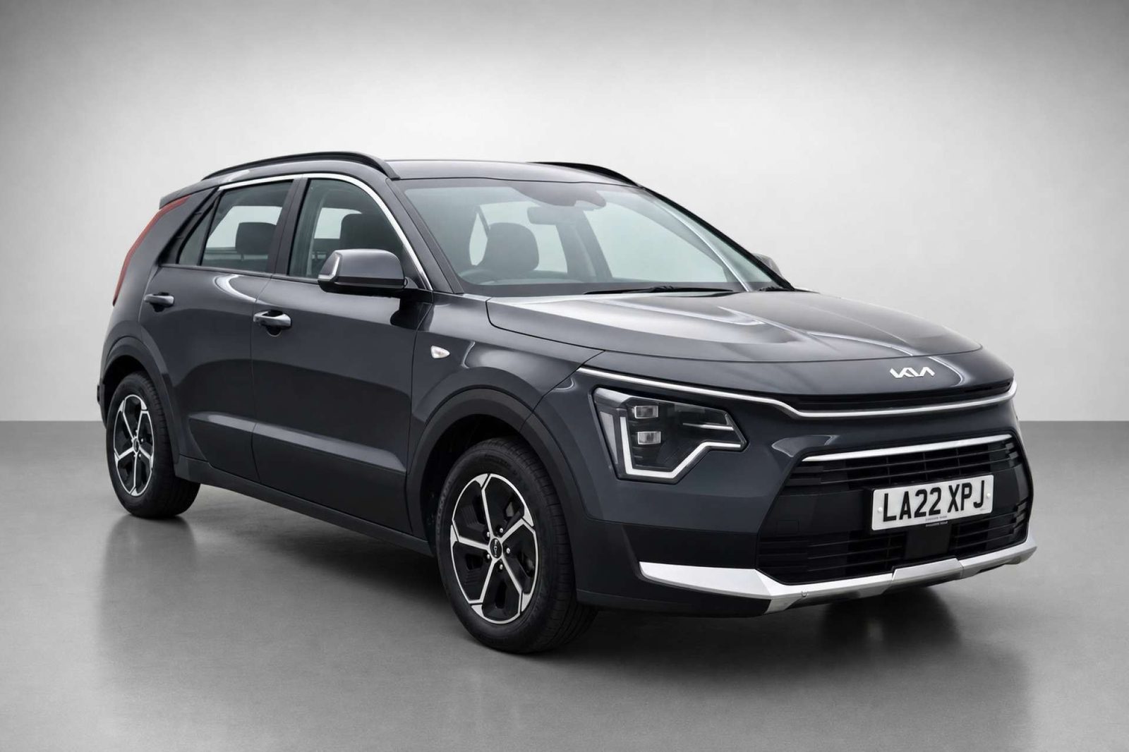 2022 Kia Niro 1.6h GDi 2 SUV 5dr Petrol Hybrid DCT Euro 6 (s/s) (139 bhp) for sale at LMC Cars