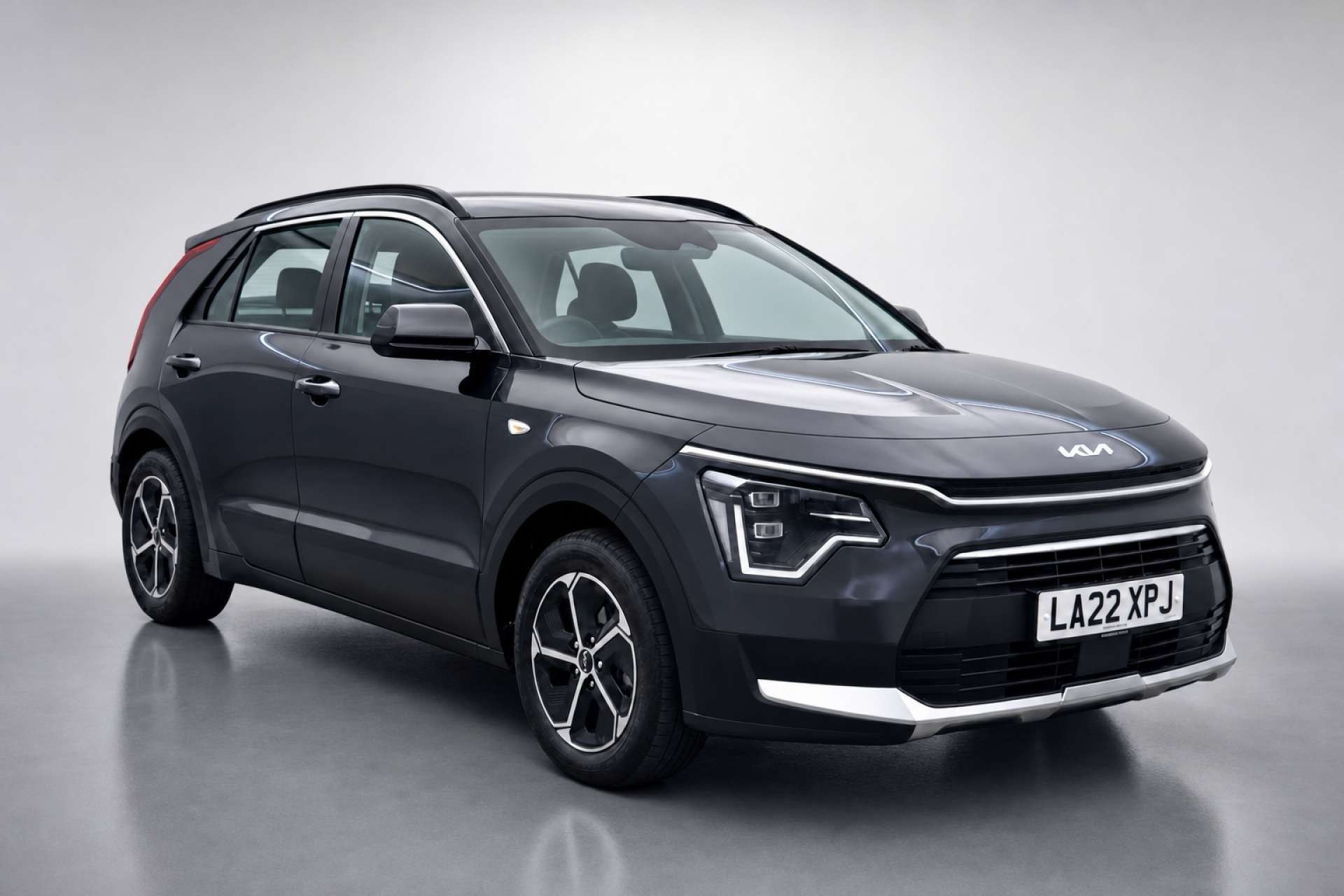 2022 Kia Niro 1.6h GDi 2 SUV 5dr Petrol Hybrid DCT Euro 6 (s/s) (139 bhp) for sale at LMC Cars