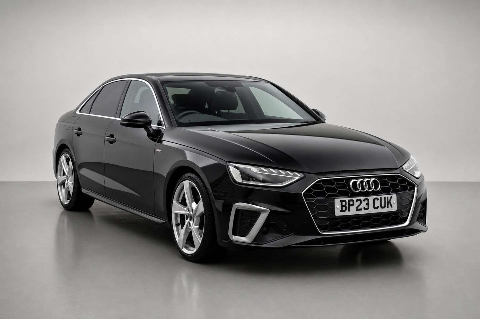 2023 Audi A4 2.0 TFSI 35 S line Saloon 4dr Petrol S Tronic Euro 6 (s/s) (150 ps) for sale at LMC Cars