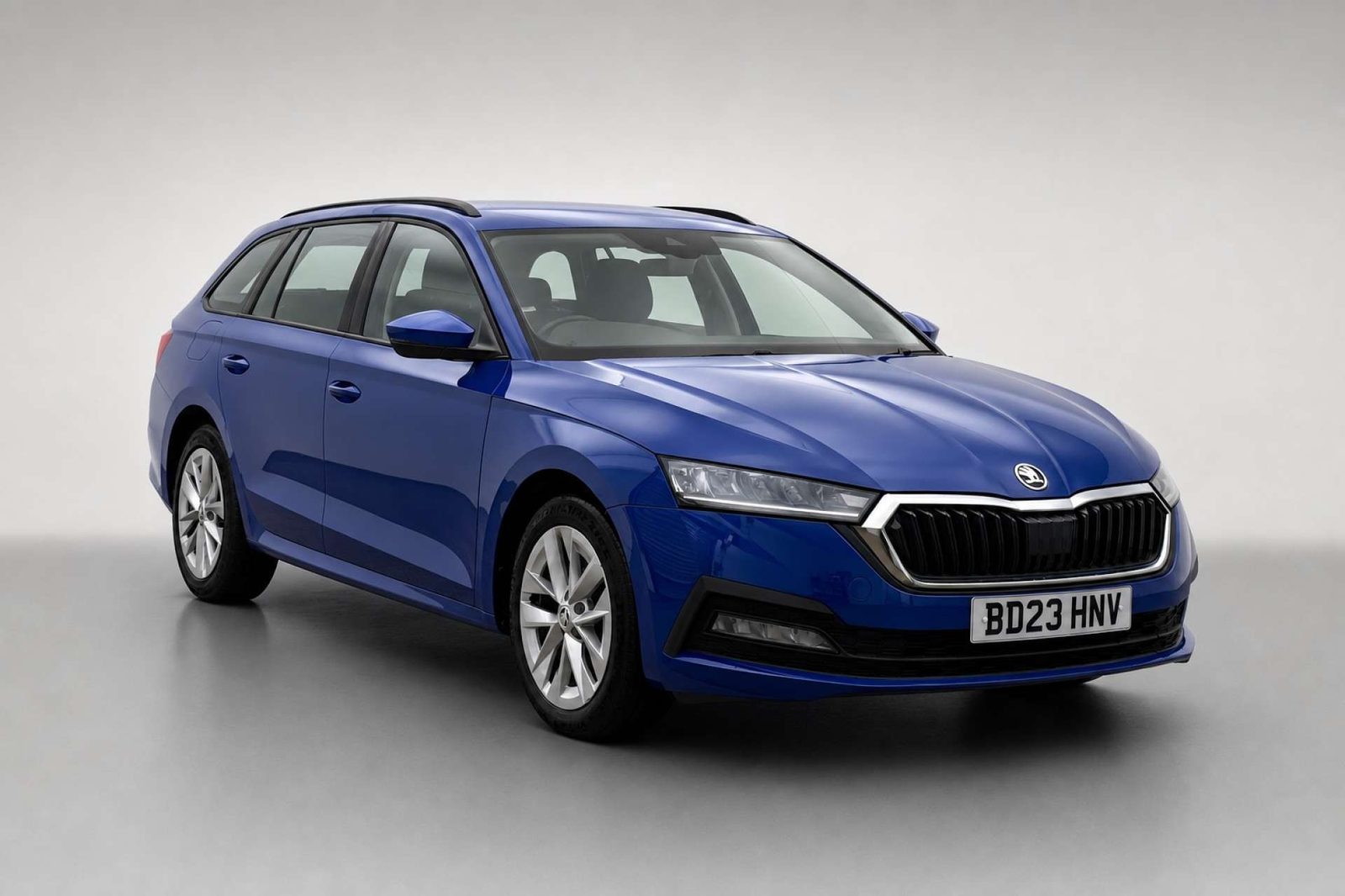 2023 Skoda Octavia 1.4 TSI iV 13kWh SE Technology Estate 5dr Petrol Plug-in Hybrid DSG Euro 6 (s/s) (204 ps) for sale at LMC Cars