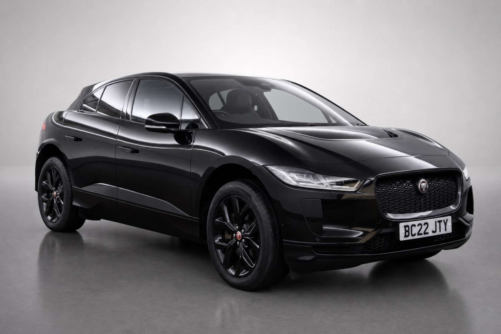 2022 Jaguar I-Pace 400 90kWh Black SUV 5dr Electric Auto 4WD (400 ps) for sale at LMC Cars