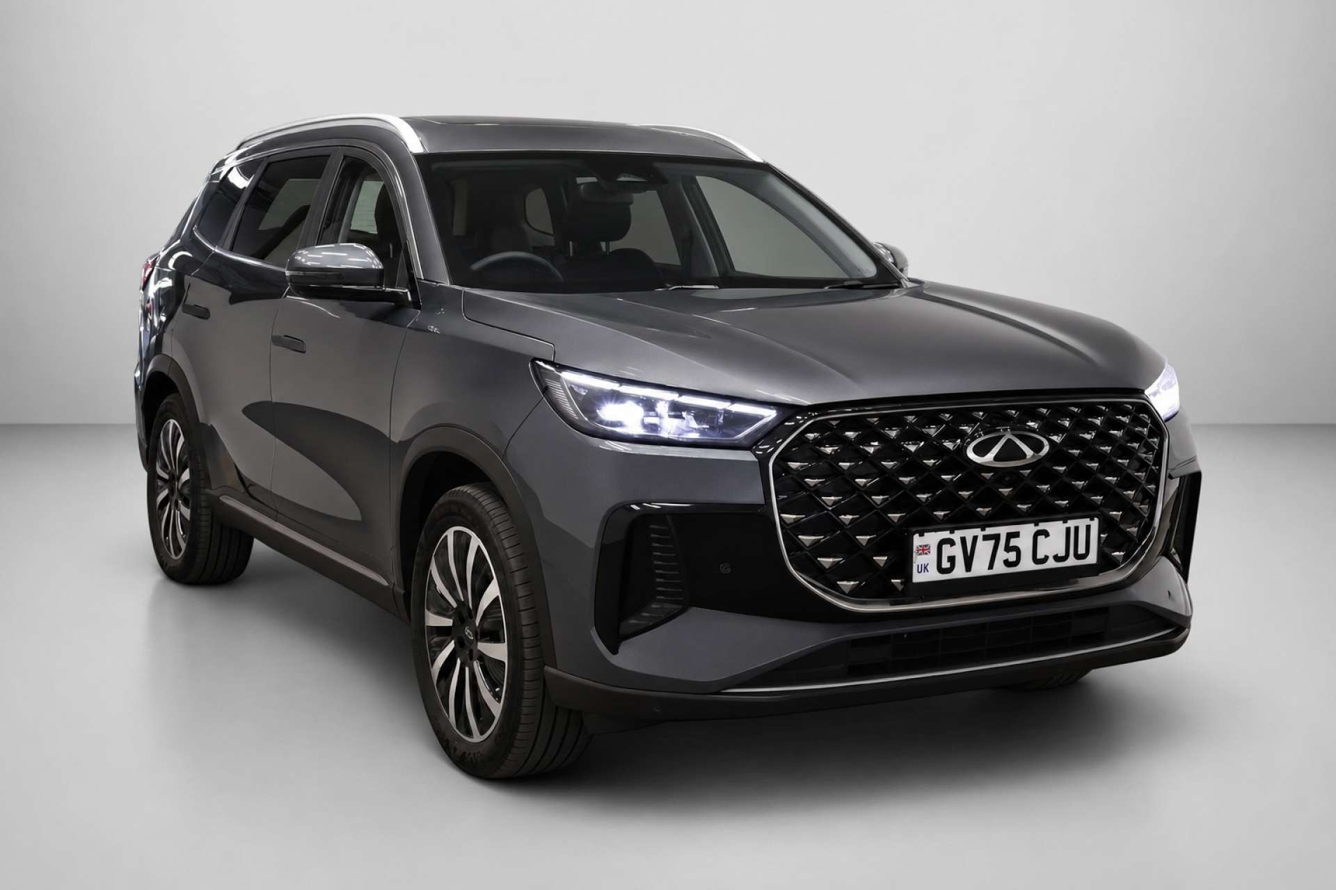 2025 Chery Tiggo 8 1.5T 18.4kWh Summit SUV 5dr Petrol Plug-in Hybrid DHT1 Euro 6 (s/s) (204 ps) for sale at LMC Cars