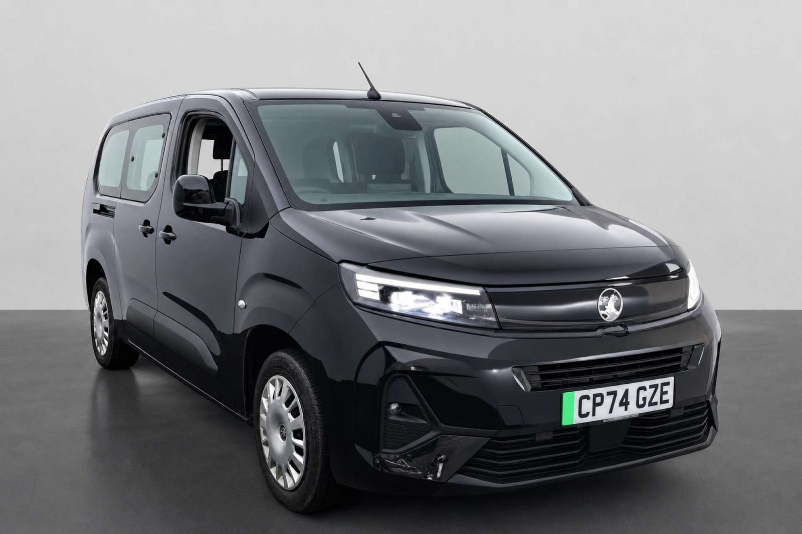 2024 Vauxhall Combo Life Electric 52kWh Design XL MPV 5dr Electric Auto (11kW Charger) (136 ps) for sale at LMC Cars