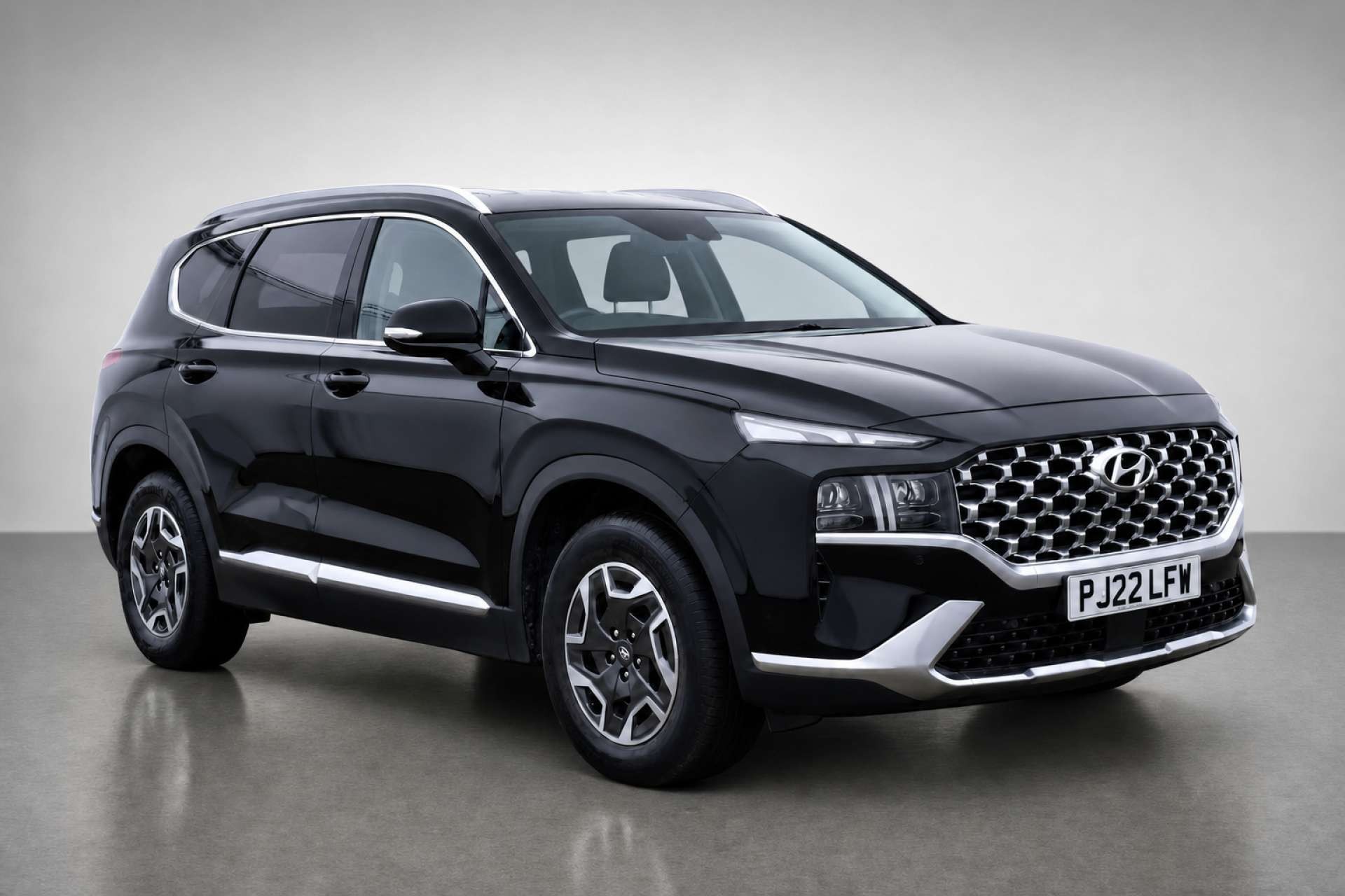 2022 Hyundai Santa FE 1.6 h T-GDi Premium SUV 5dr Petrol Hybrid Auto Euro 6 (s/s) (230 ps) for sale at LMC Cars