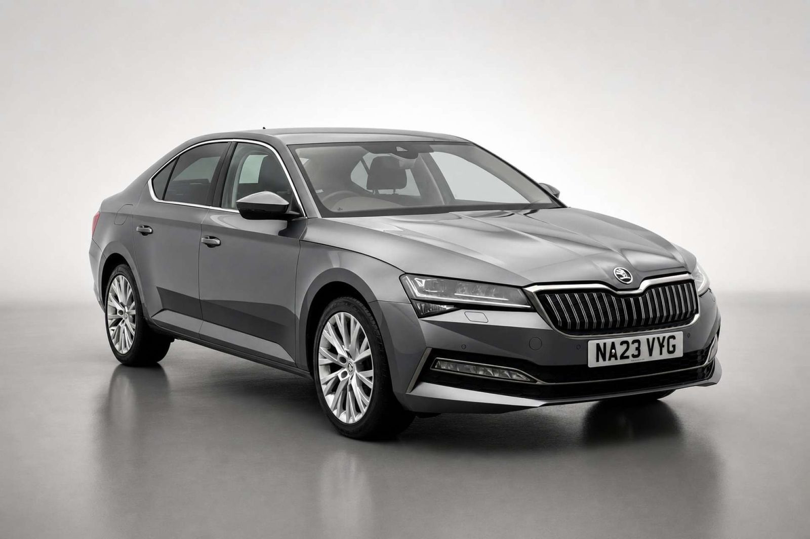 2023 Skoda Superb 1.4 TSI iV 13kWh SE L Hatchback 5dr Petrol Plug-in Hybrid DSG Euro 6 (s/s) (218 ps) for sale at LMC Cars