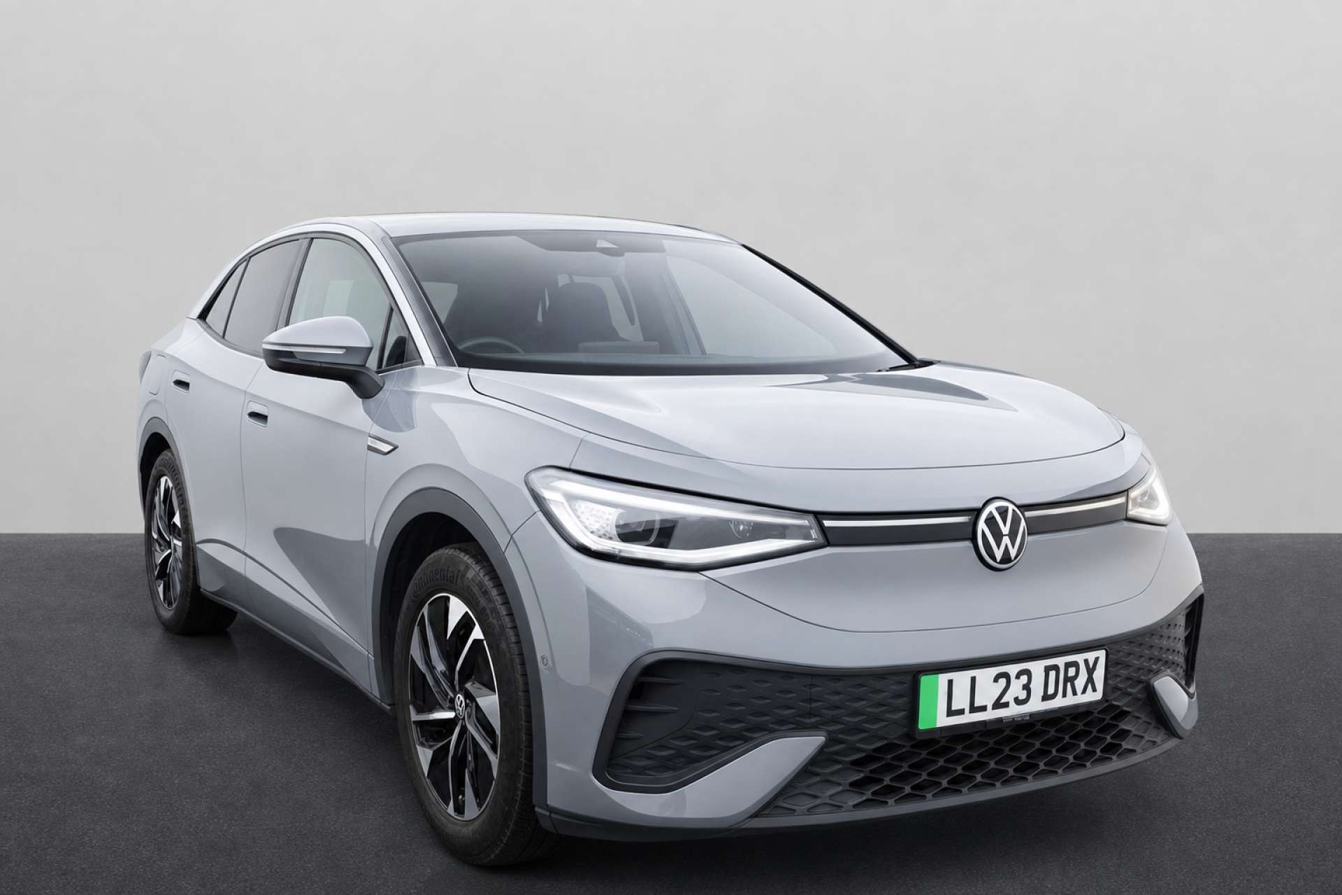 2023 Volkswagen ID.5 Pro 77kWh Style SUV 5dr Electric Auto (174 ps) for sale at LMC Cars