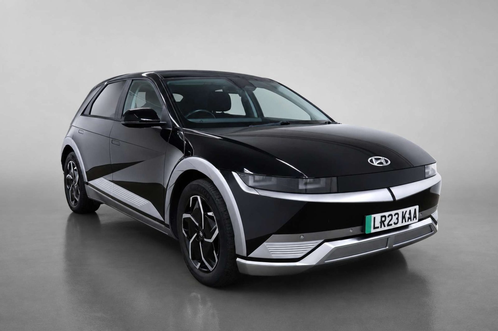 2023 Hyundai Ioniq 5 58kWh Premium Hatchback 5dr Electric Auto (170 ps) for sale at LMC Cars