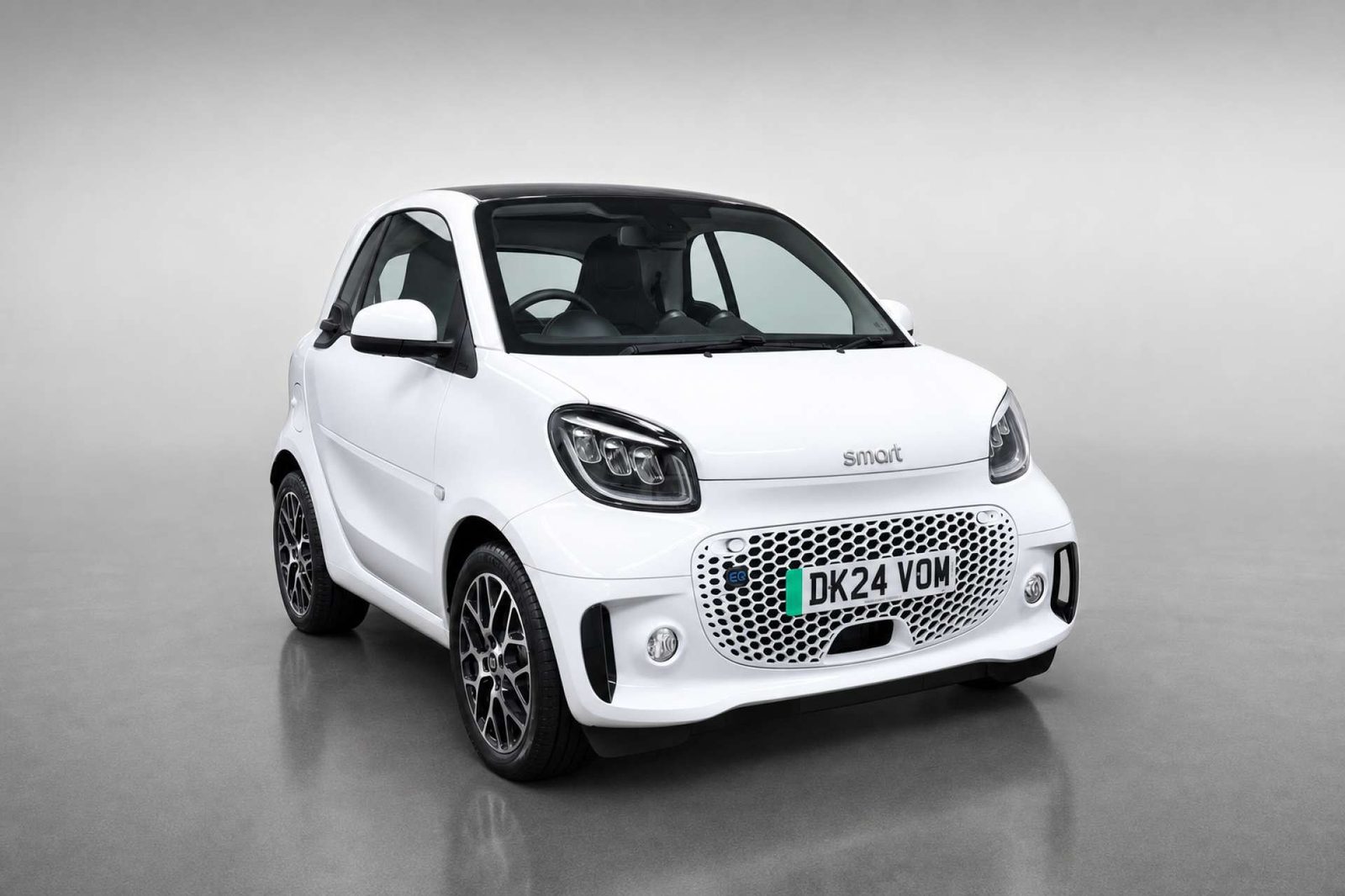 2024 Smart Fortwo 17.6kWh Exclusive Coupe 2dr Electric Auto (22kW Charger) (82 ps) for sale at LMC Cars