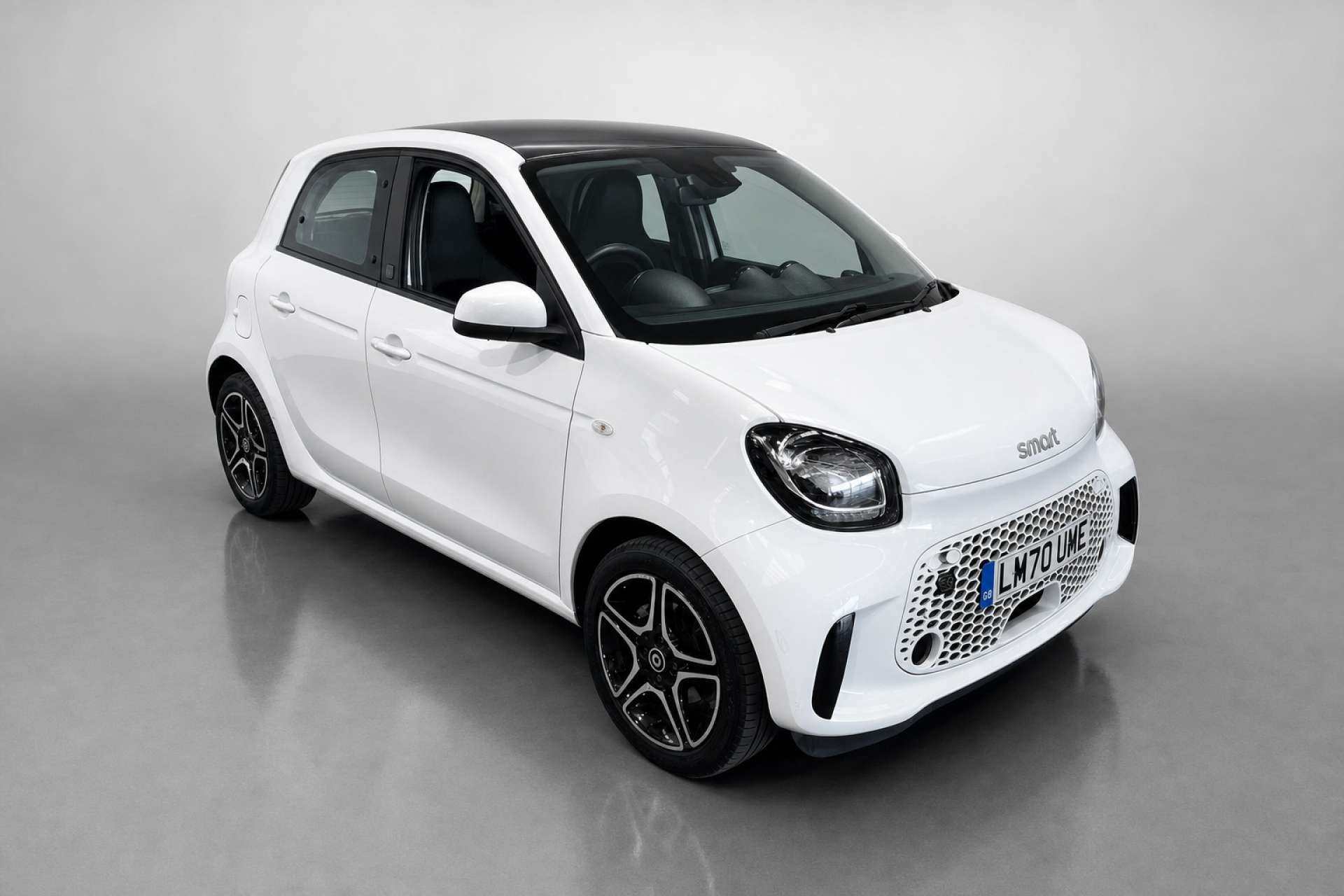 2020 Smart Forfour 17.6kWh Pulse Premium Hatchback 5dr Electric Auto (22kW Charger) (82 ps) for sale at LMC Cars