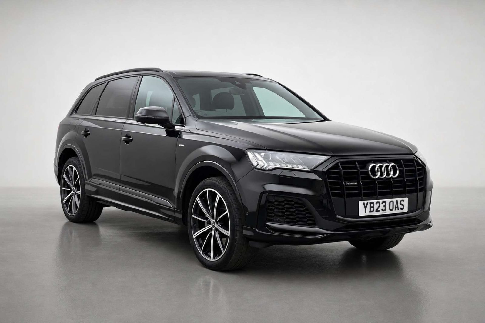 2023 Audi Q7 3.0 TFSI V6 55 Black Edition SUV 5dr Petrol Tiptronic quattro Euro 6 (s/s) (340 ps) for sale at LMC Cars