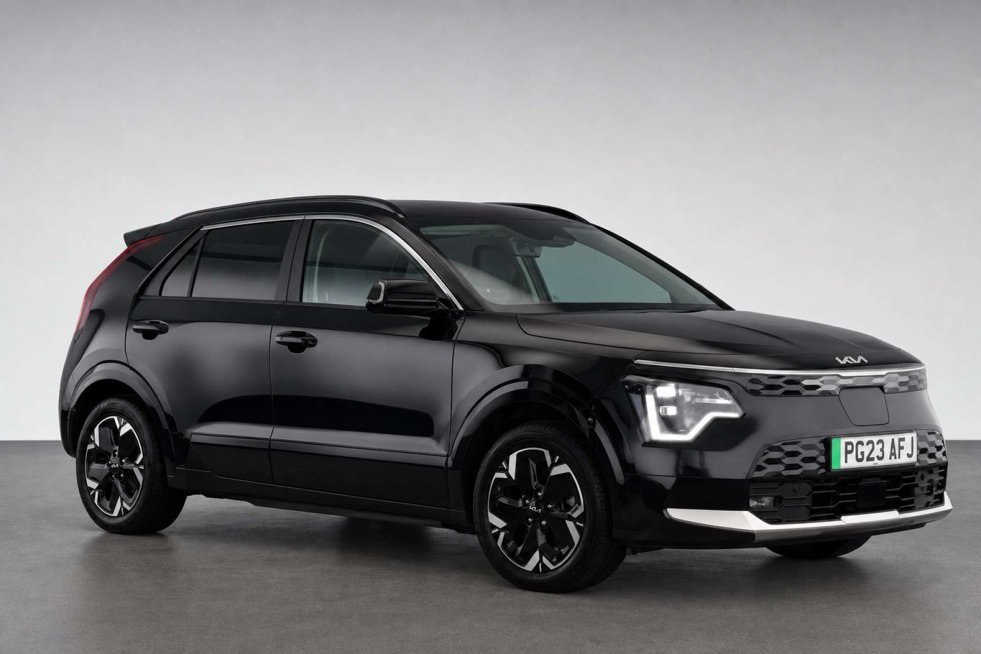 2023 Kia Niro 64.8kWh 3 SUV 5dr Electric Auto (201 bhp) for sale at LMC Cars