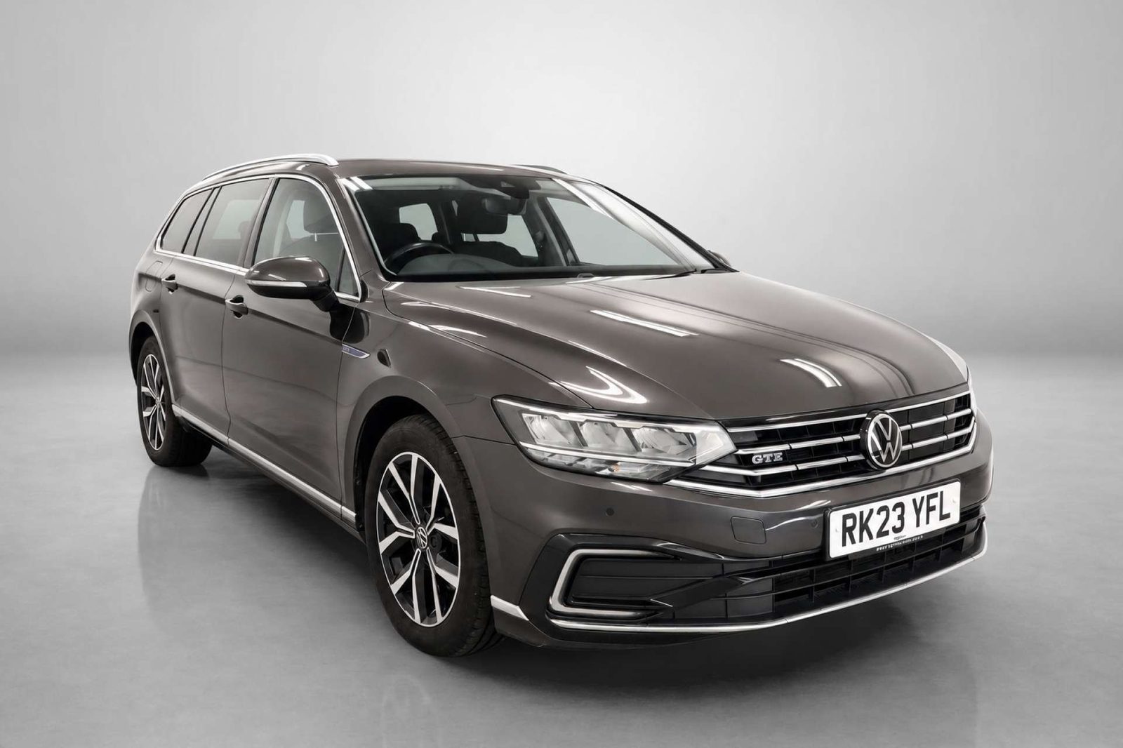 2023 Volkswagen Passat 1.4 TSI 13kWh GTE Estate 5dr Petrol Plug-in Hybrid DSG Euro 6 (s/s) (218 ps) for sale at LMC Cars