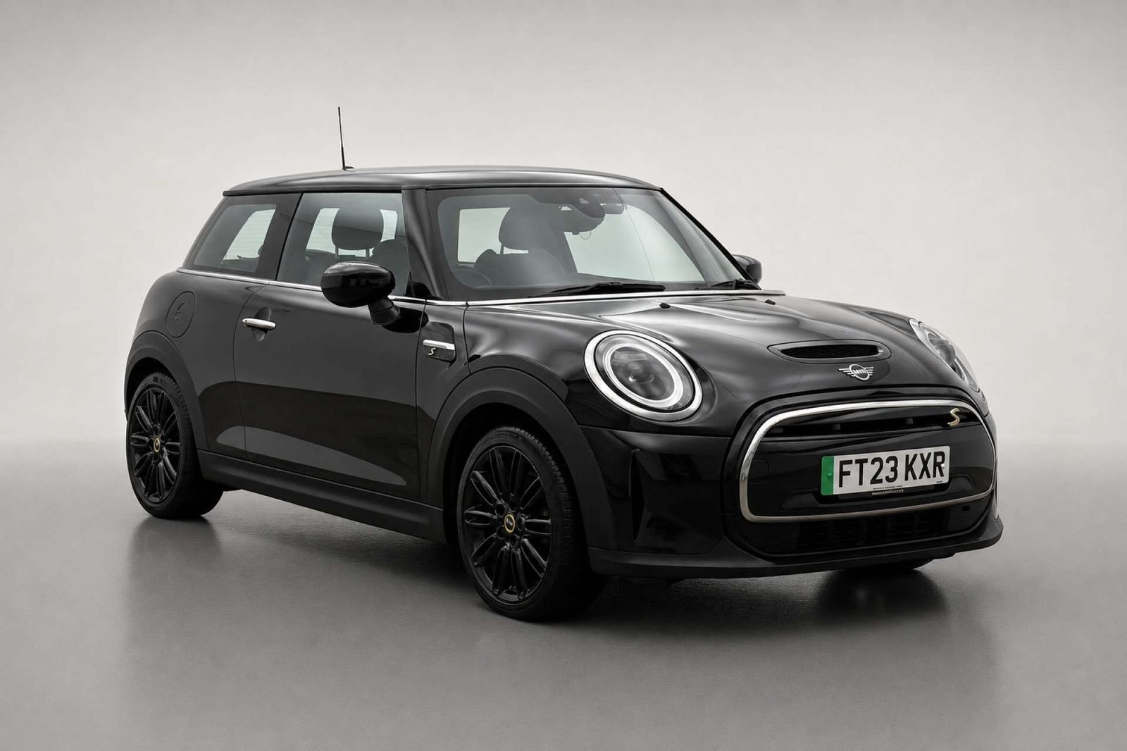 2023 Mini Electric Hatch Cooper SE 32.6kWh Level 2 Hatchback 3dr Electric Auto (184 ps) for sale at LMC Cars