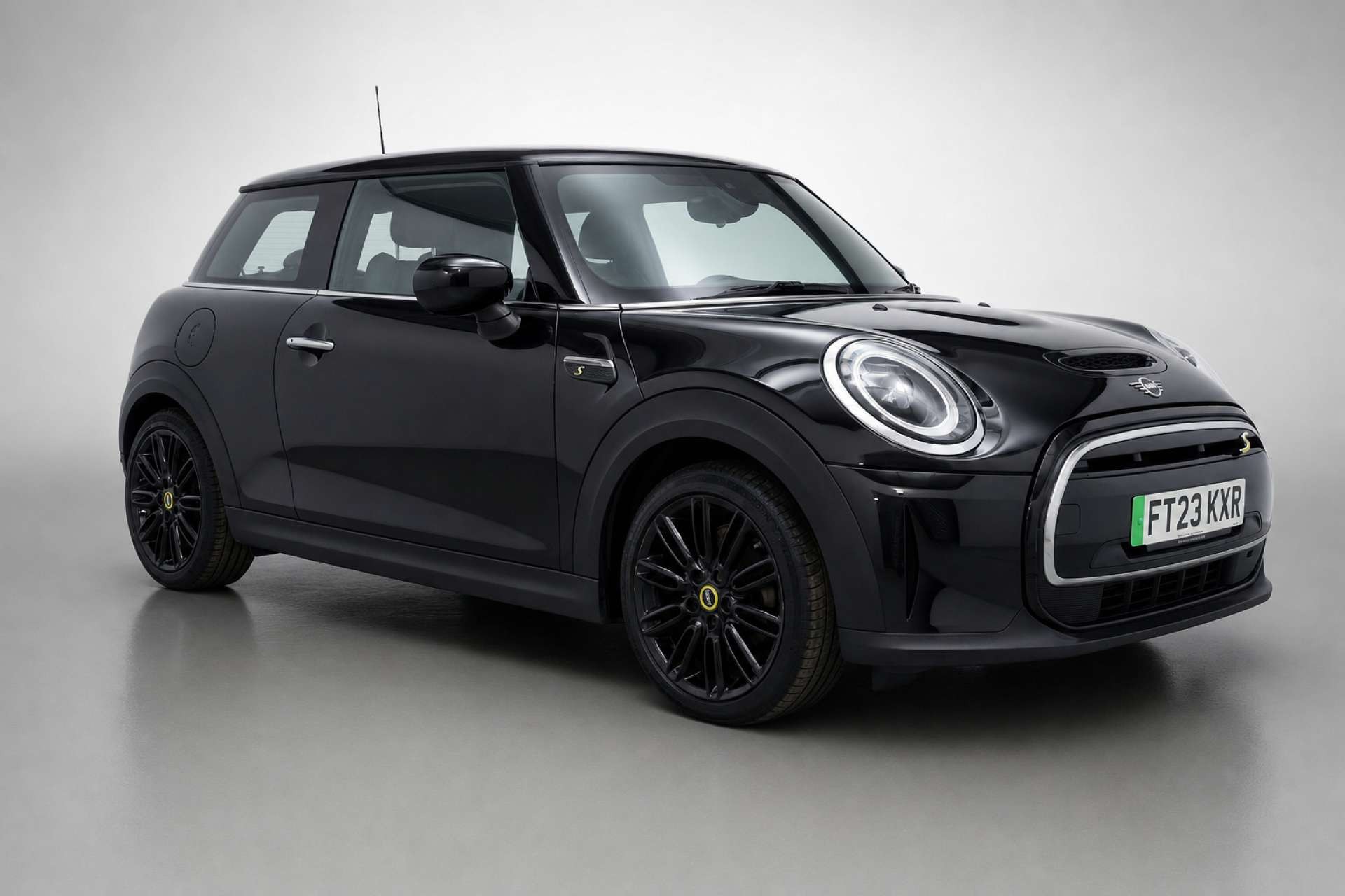 2023 Mini Electric Hatch Cooper SE 32.6kWh Level 2 Hatchback 3dr Electric Auto (184 ps) for sale at LMC Cars