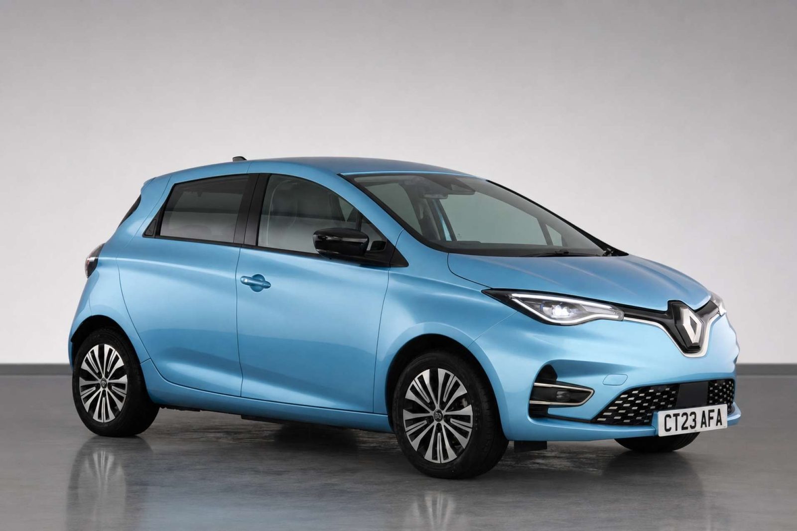 2023 Renault ZOE R135 EV50 52kWh Techno Hatchback 5dr Electric Auto (Boost Charge) (134 bhp) for sale at LMC Cars