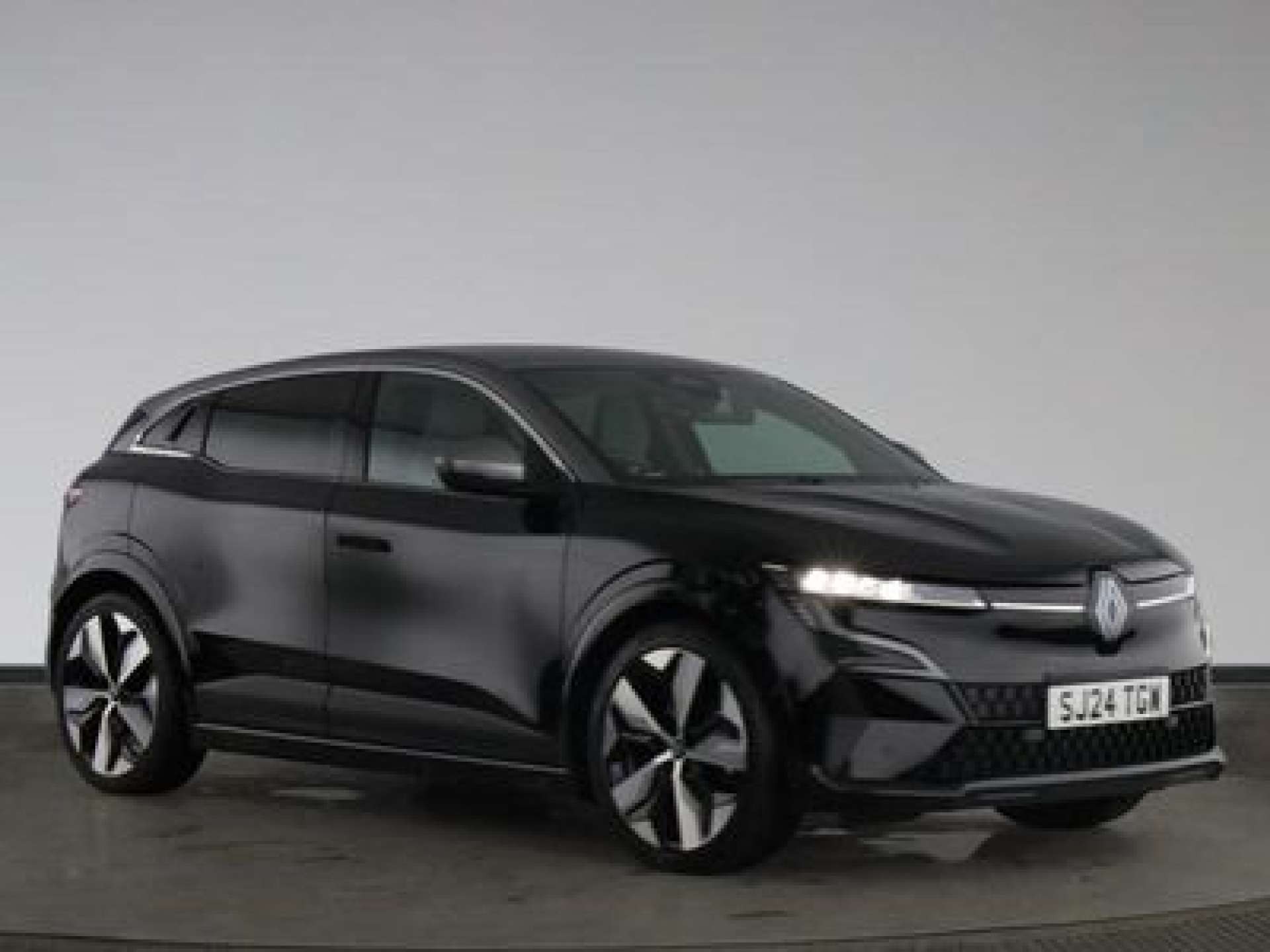 2024 Renault Megane E-Tech 60kWh techno+ Hatchback 5dr Electric Auto (optimum charge) (220 ps) for sale at LMC Cars
