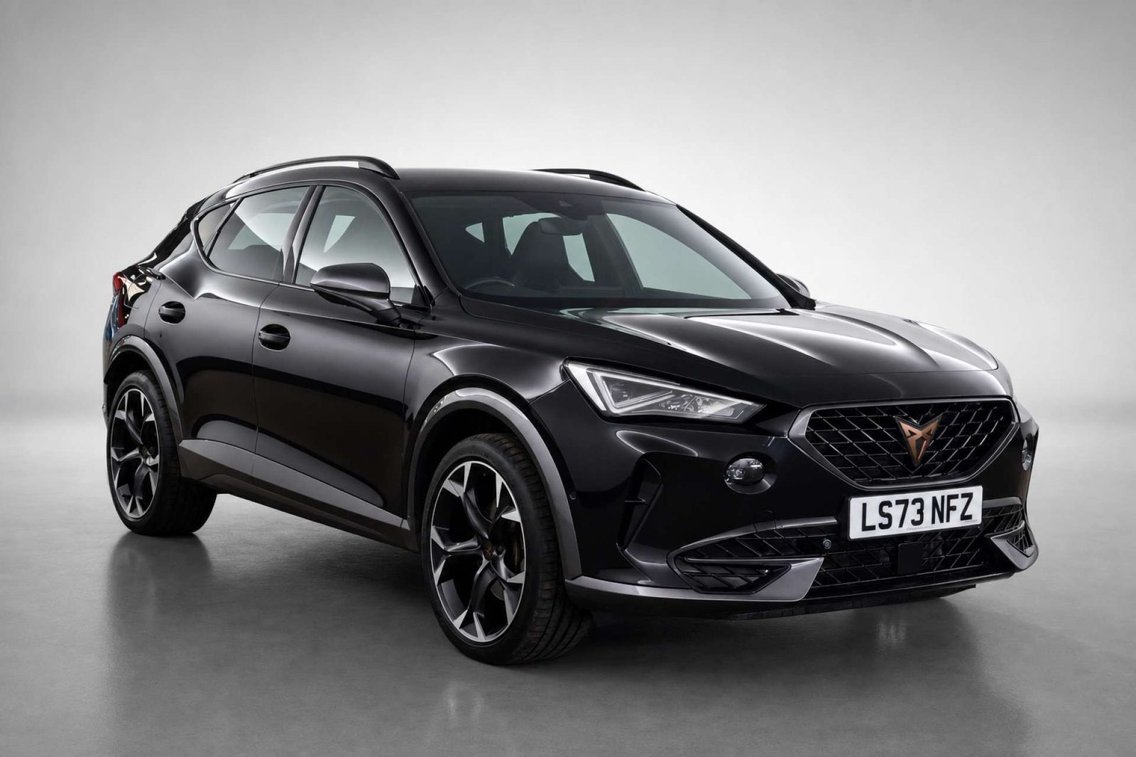 2023 Cupra Formentor 1.4 eHybrid 12.8kWh V2 SUV 5dr Petrol Plug-in Hybrid DSG Euro 6 (s/s) (204 ps) for sale at LMC Cars