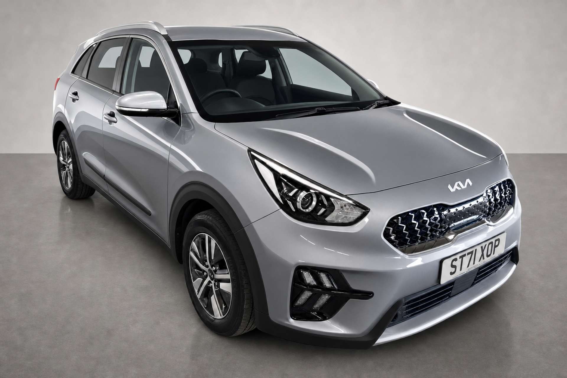 2022 Kia Niro 1.6 GDi 2 SUV 5dr Petrol Hybrid DCT Euro 6 (s/s) (139 bhp) for sale at LMC Cars