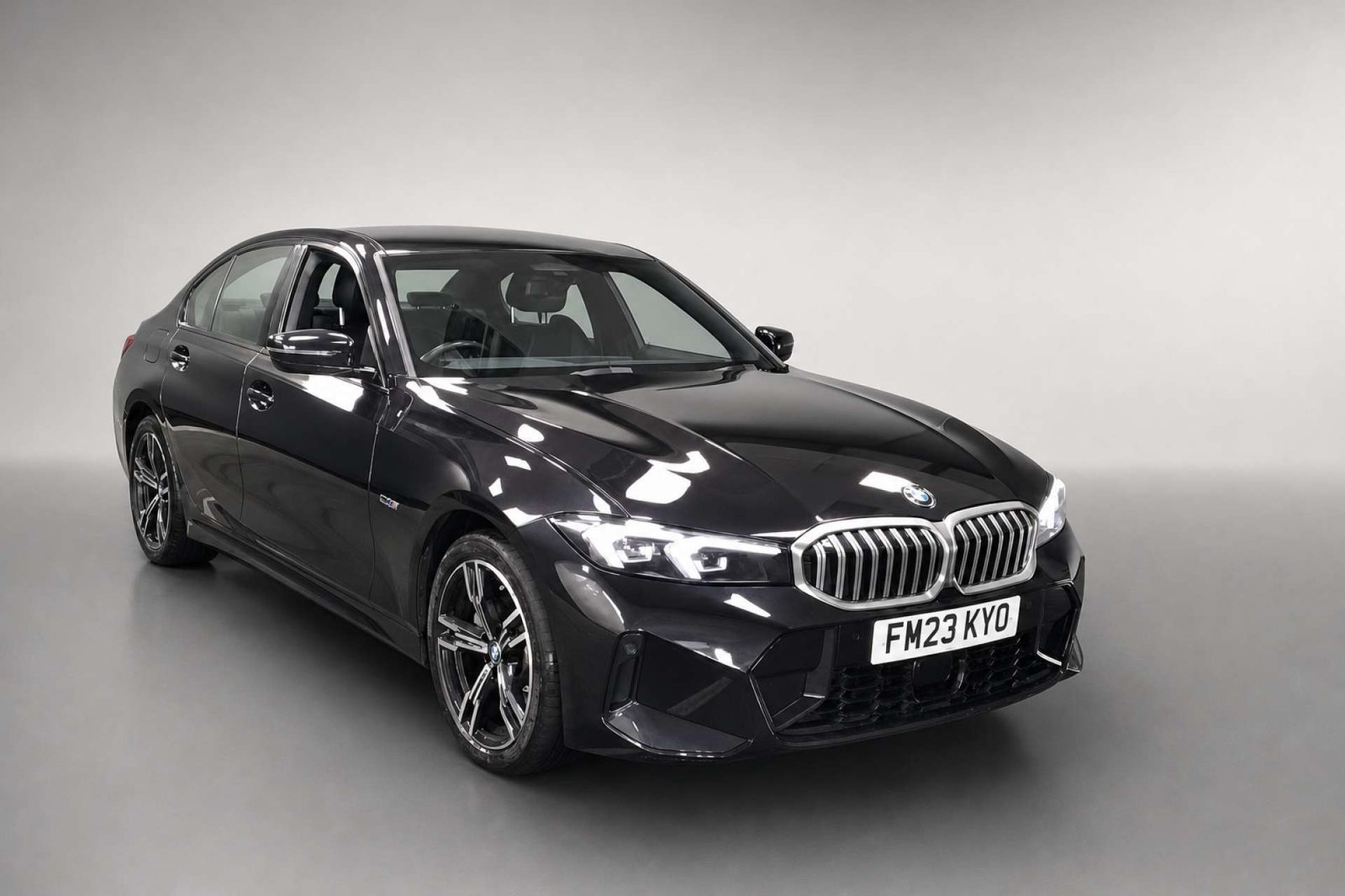 2023 BMW 3 Series 2.0 330e 12kWh M Sport Saloon 4dr Petrol Plug-in Hybrid Auto Euro 6 (s/s) (292 ps) for sale at LMC Cars