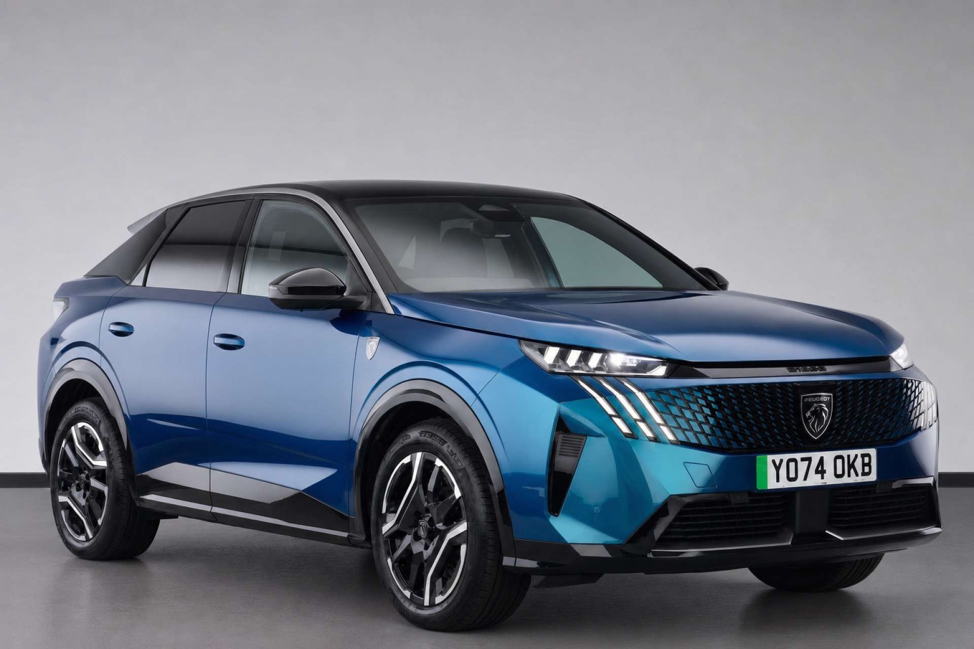 2025 Peugeot E-3008 73kWh GT SUV 5dr Electric Auto (11kW Charger) (210 ps) for sale at LMC Cars