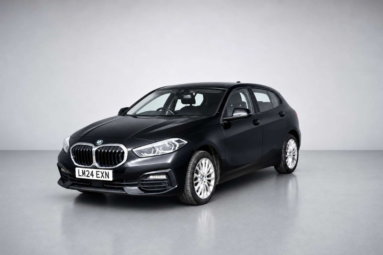 2024 BMW 1 Series 1.5 118i SE (LCP) Hatchback 5dr Petrol DCT Euro 6 (s/s) (136 ps) for sale at LMC Cars